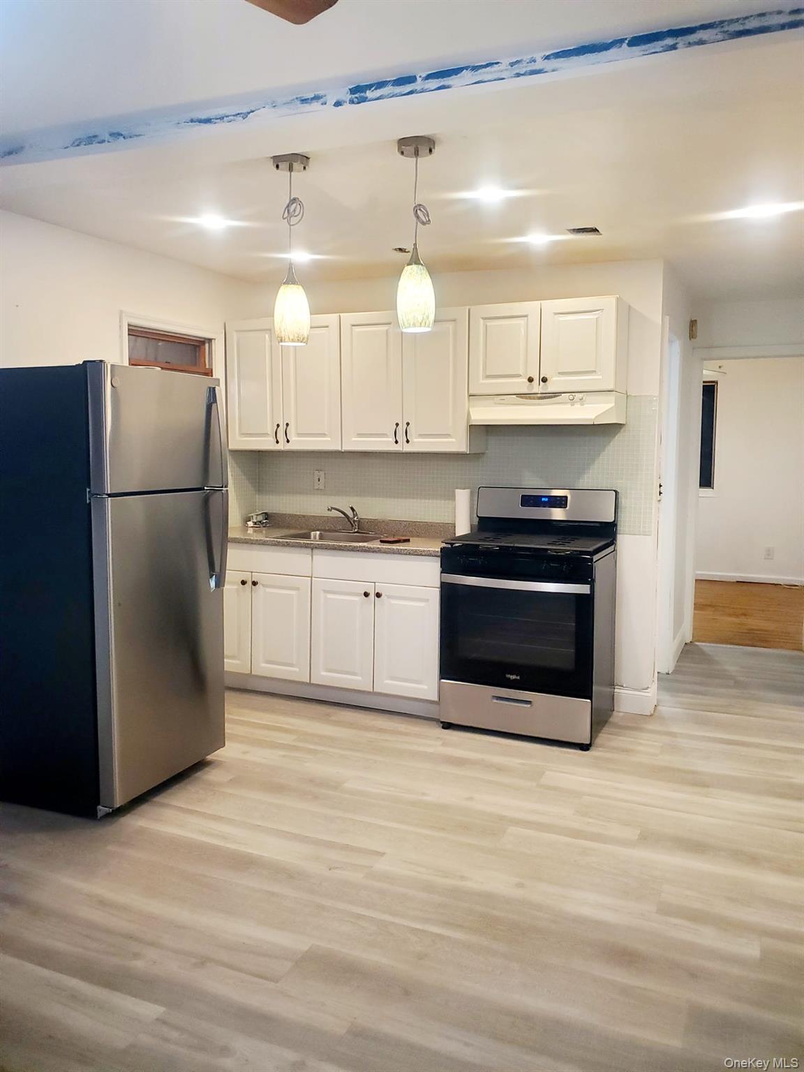 1044152 Property Photo 1