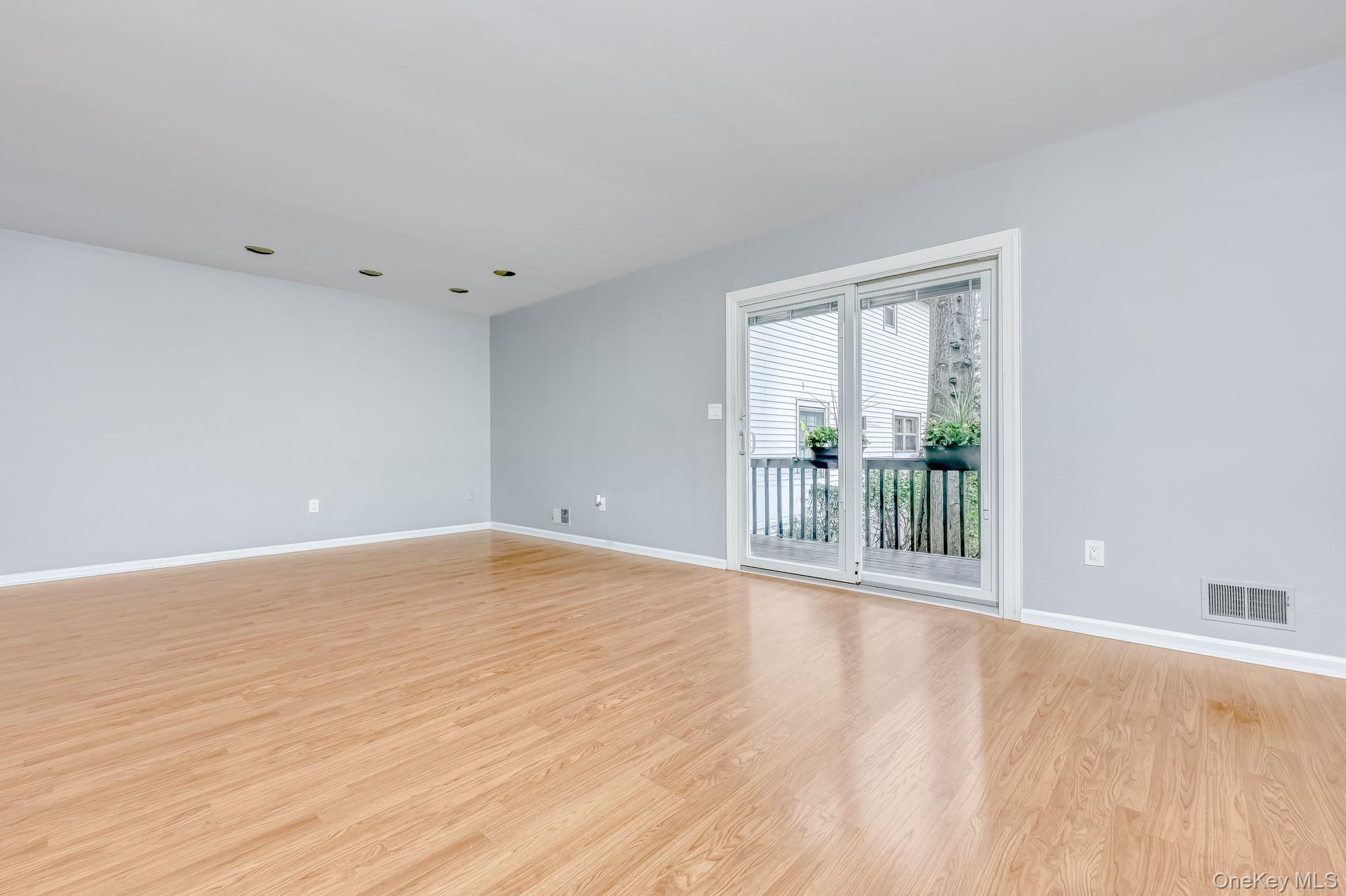38 Somerset Drive Property Photo 7