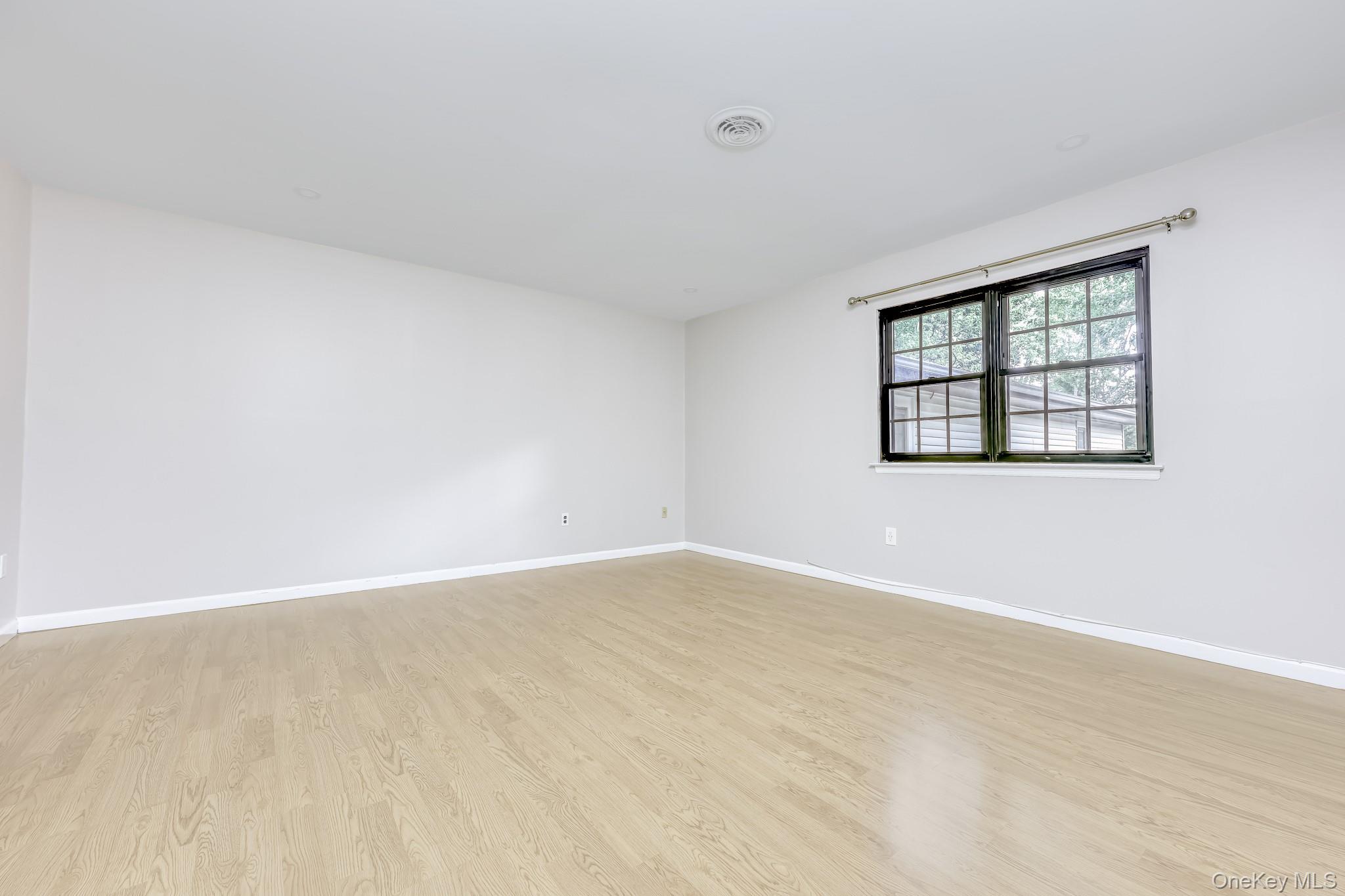 38 Somerset Drive Property Photo 10