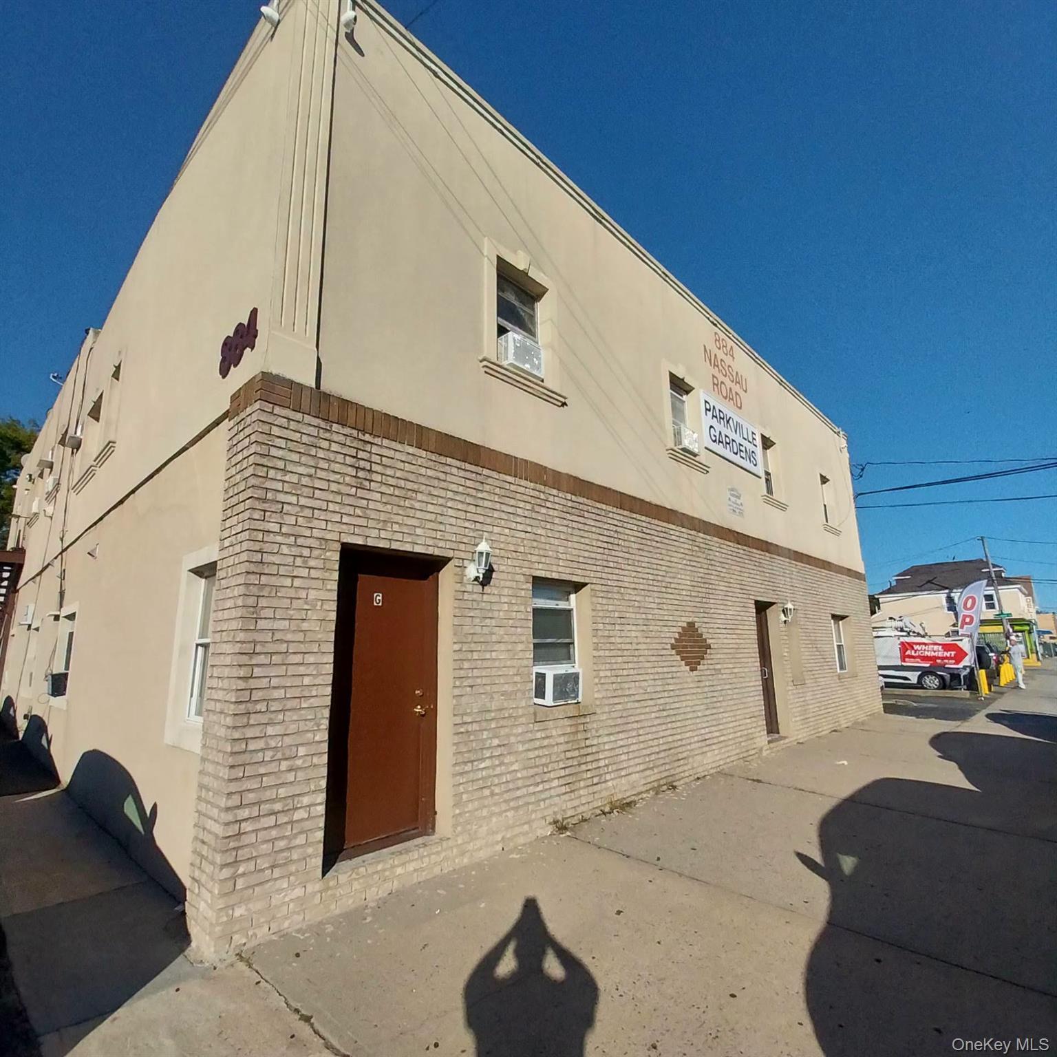 884 NASSAU C Property Photo 1