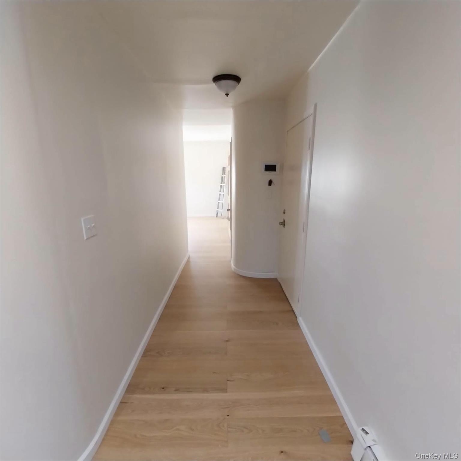 884 Nassau B Property Photo 12