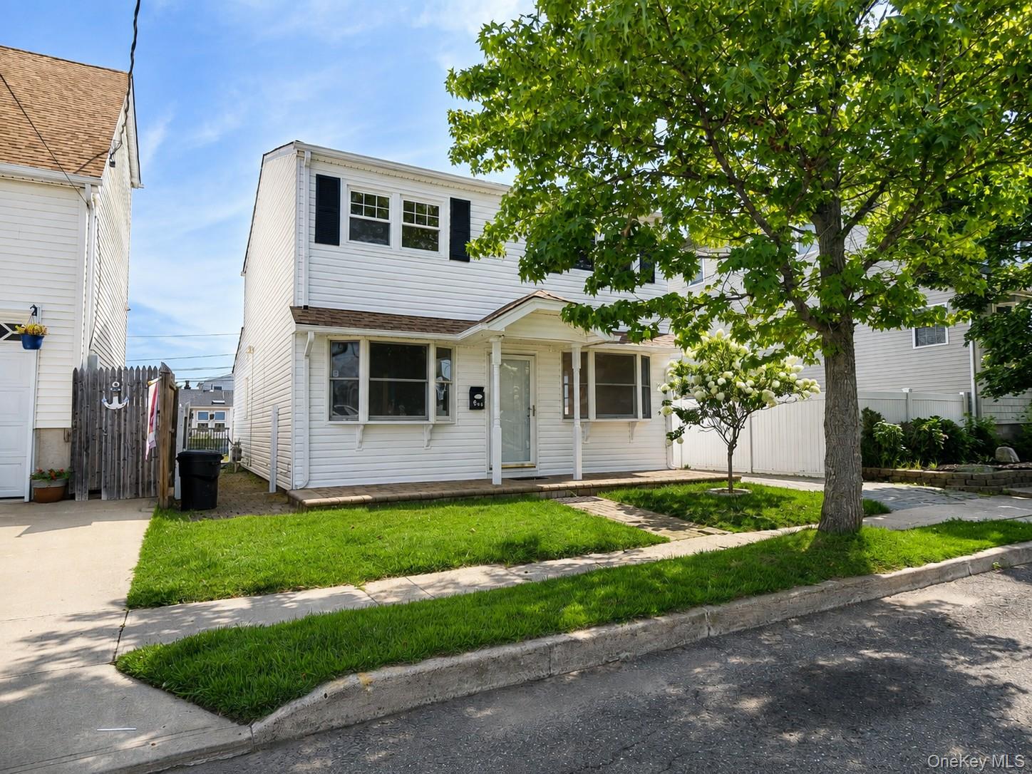 644 South 8th Street Property Photo 2