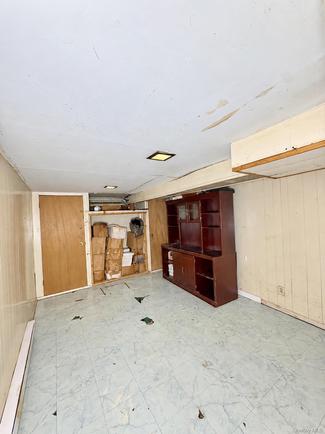 103 E Saint Marks Place Property Photo 28