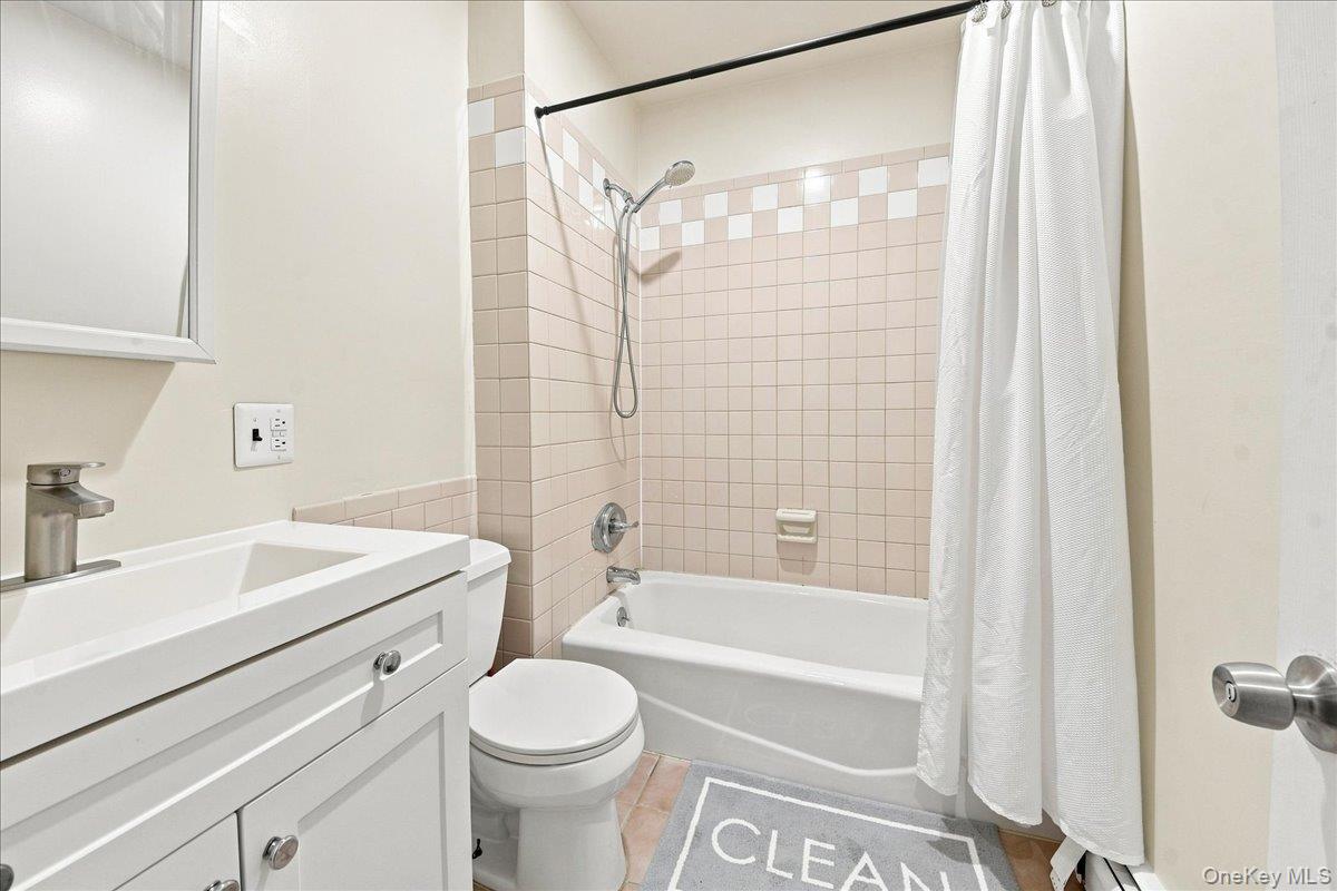629 Belden Street Property Photo 30