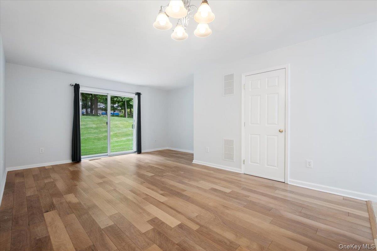 307 Alexandra Court Property Photo 12