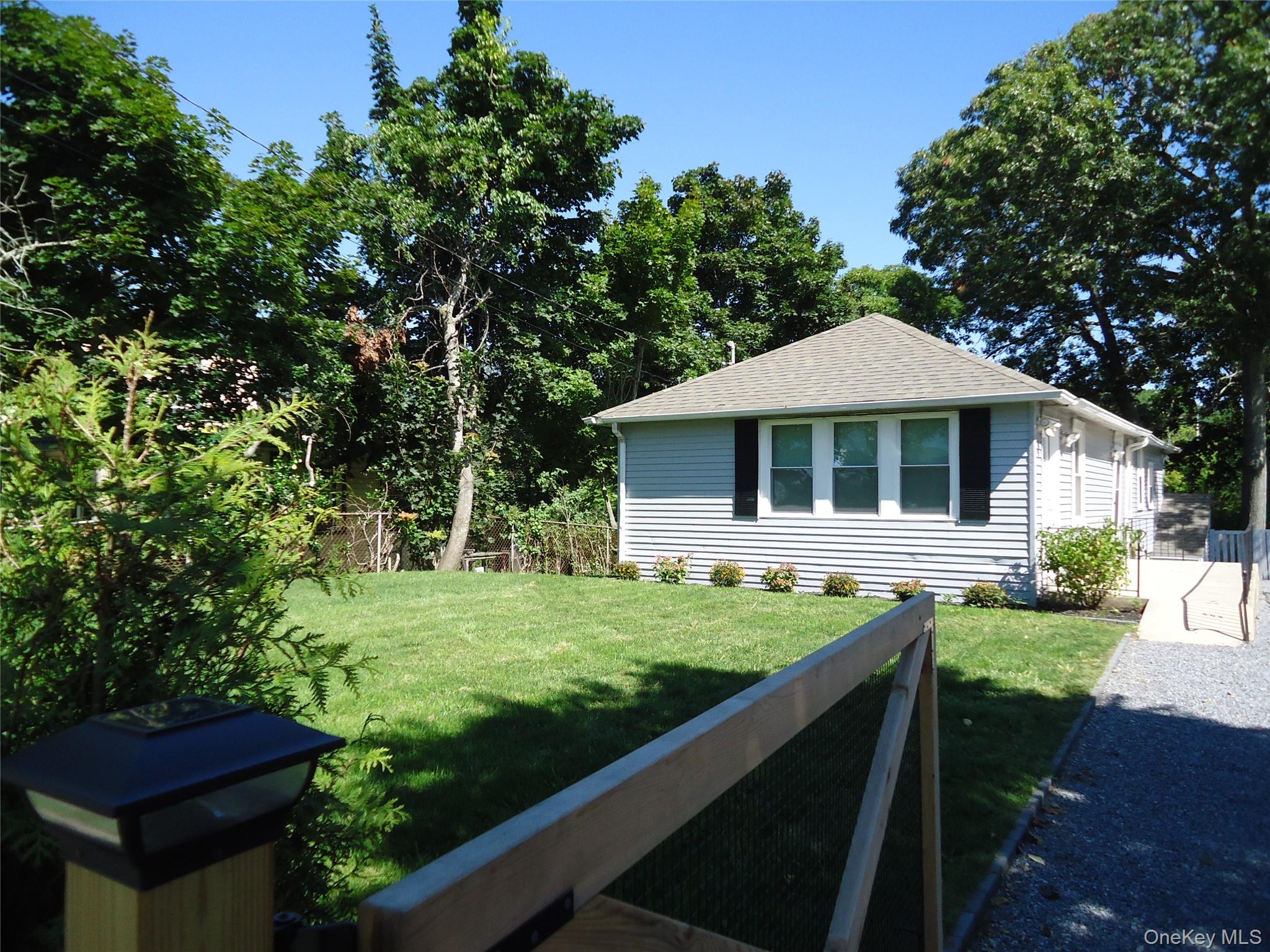 860 Flanders Road Property Photo 1