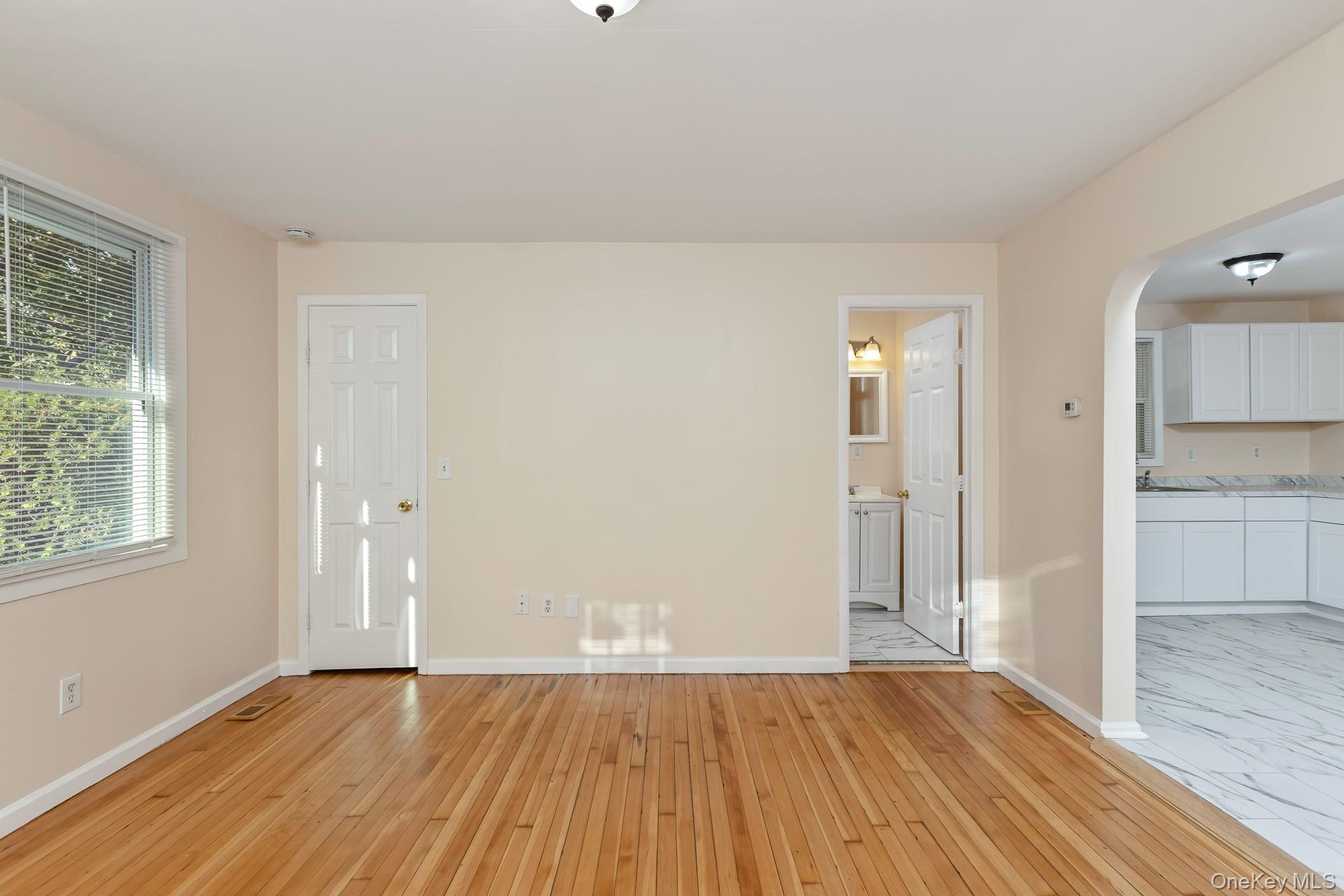 860 Flanders Road Property Photo 16