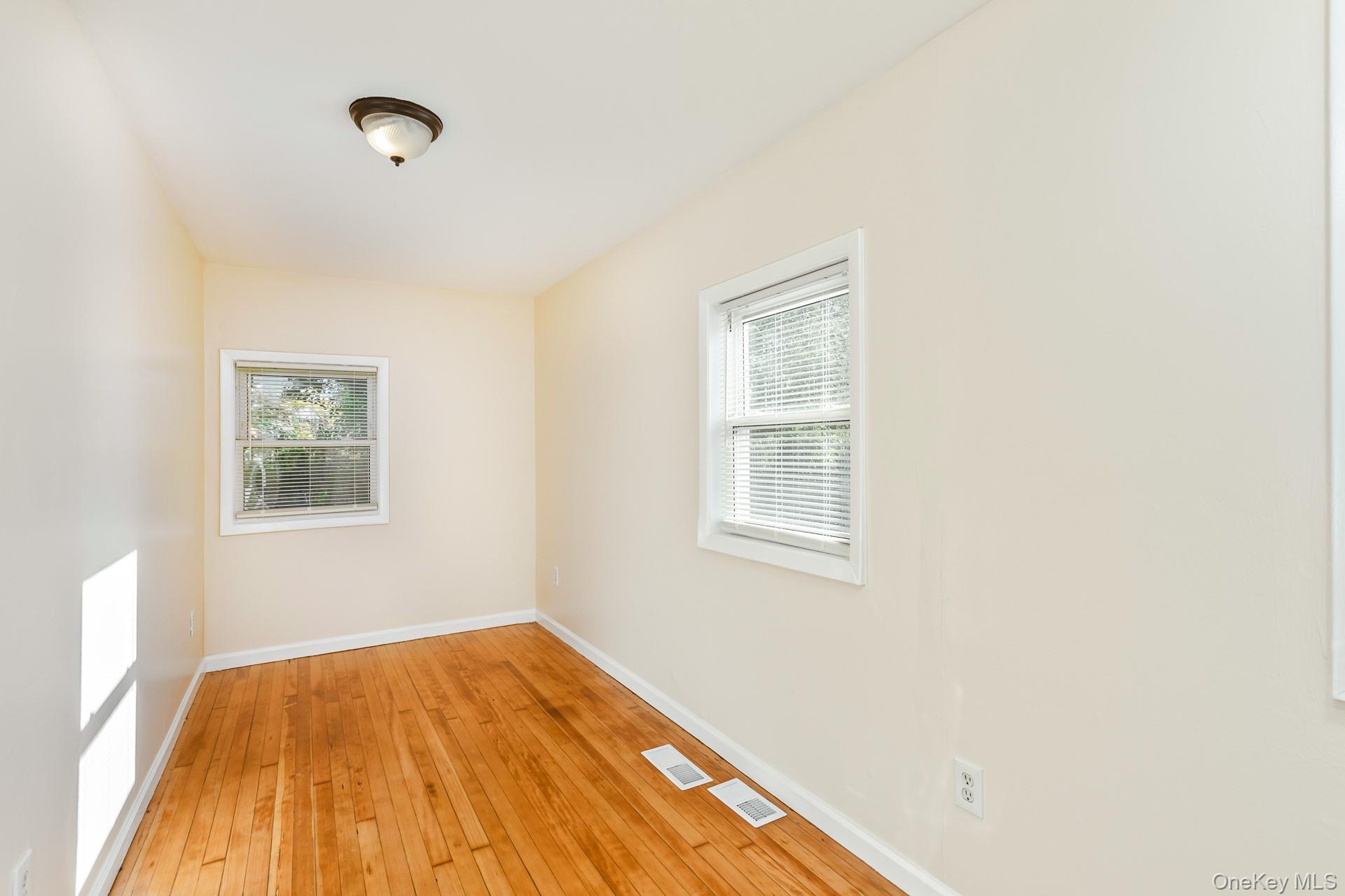 860 Flanders Road Property Photo 22