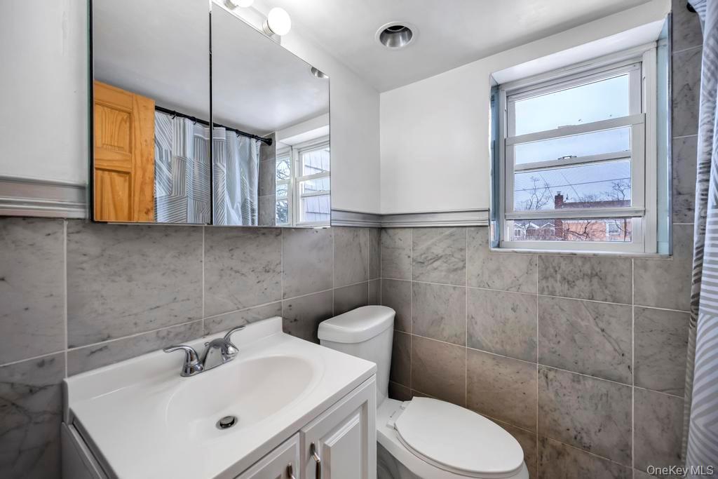 13 Crystal St Property Photo 17