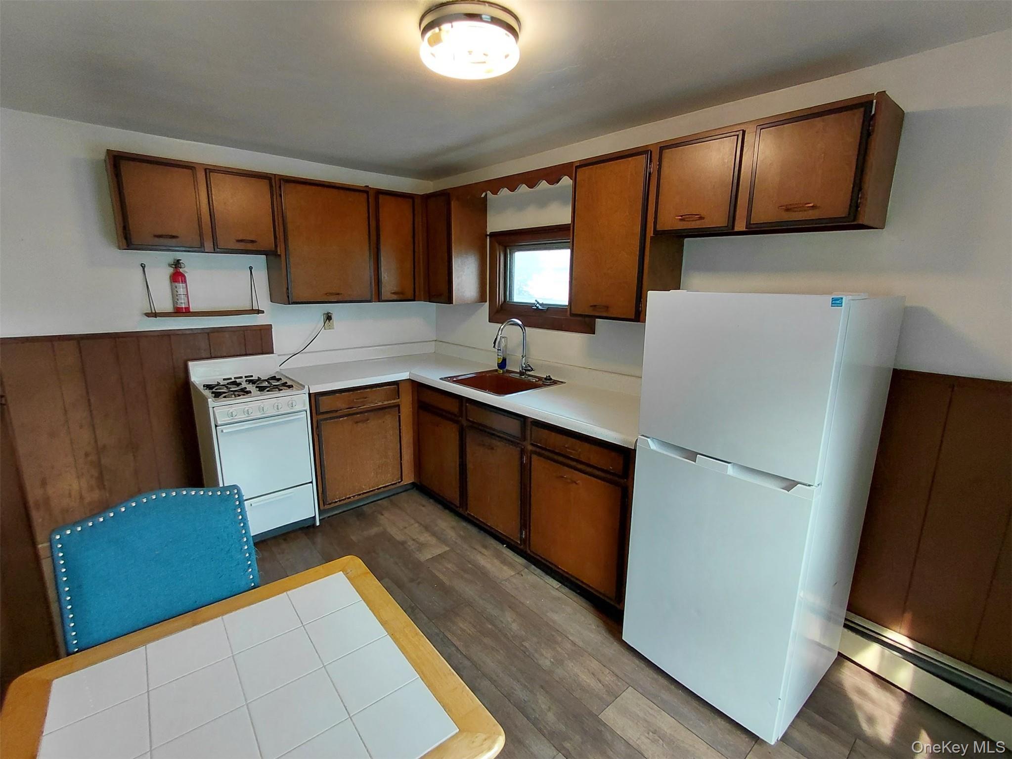 96 Clinton Avenue 4 Property Photo 7