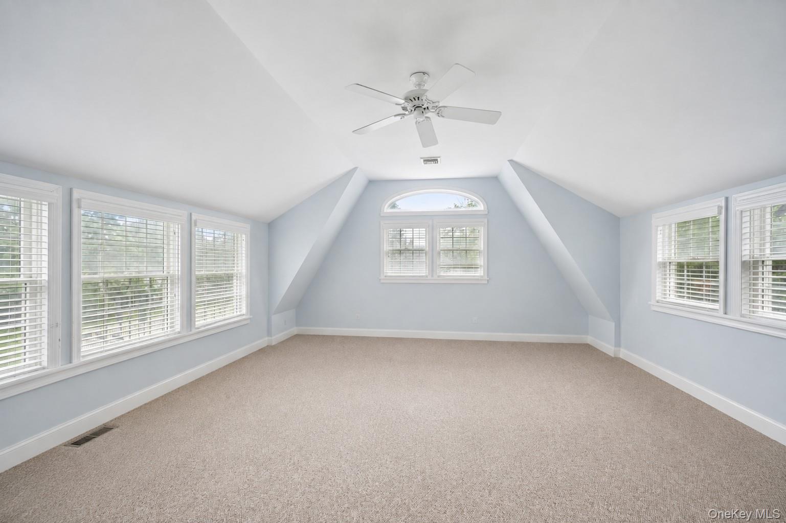 21 Seafield Lane Property Photo 20