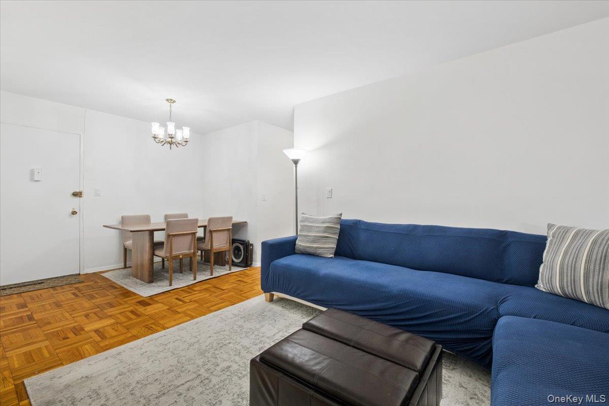 250 Garth Road 2e3 Property Photo 7