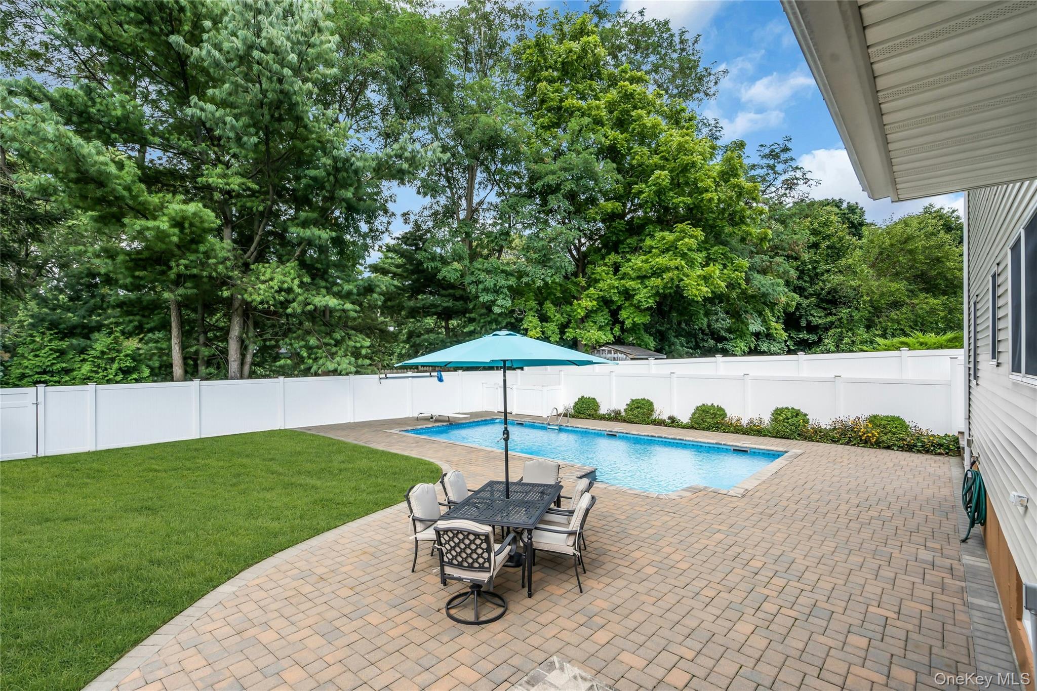 19 Opal Court Property Photo 27