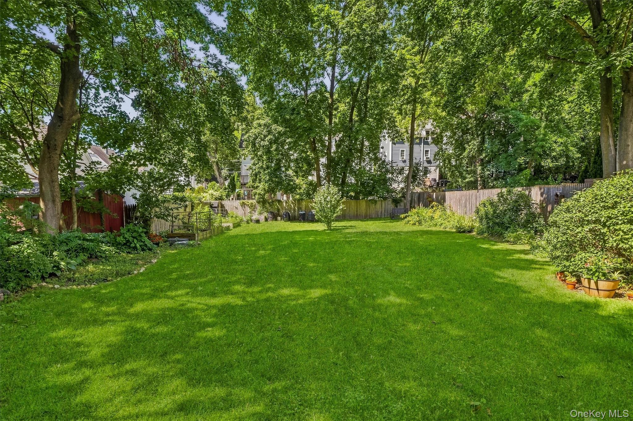 308 Nelson Avenue Property Photo 35