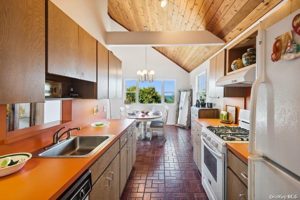 46 Captain Kidds Path Property Photo 7
