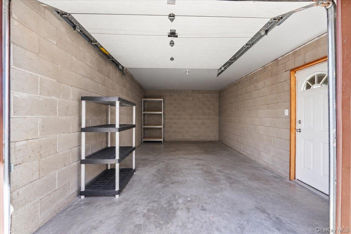 1027 E 231st Street Property Photo 40