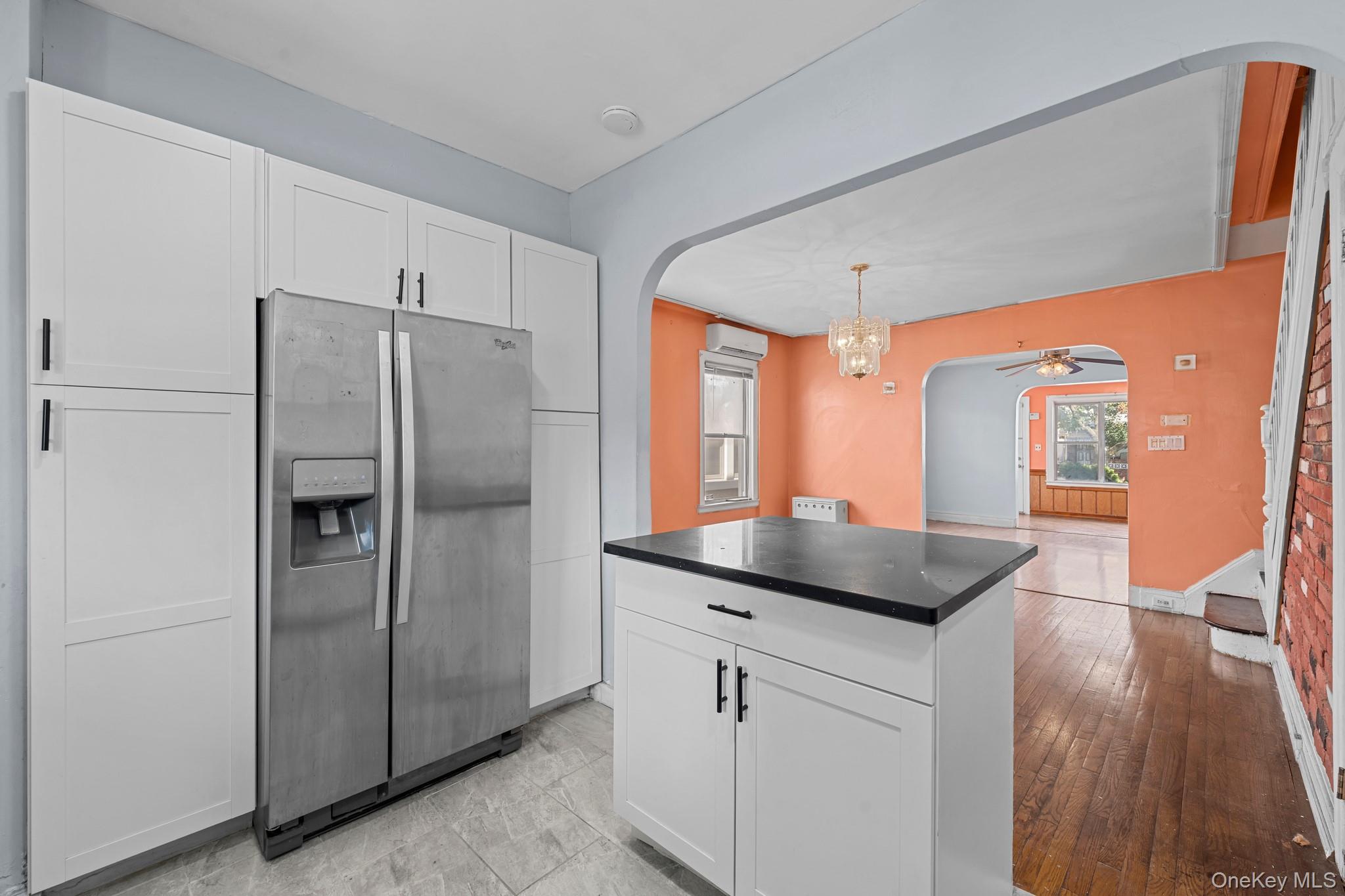 1356 Albany Avenue Property Photo 3
