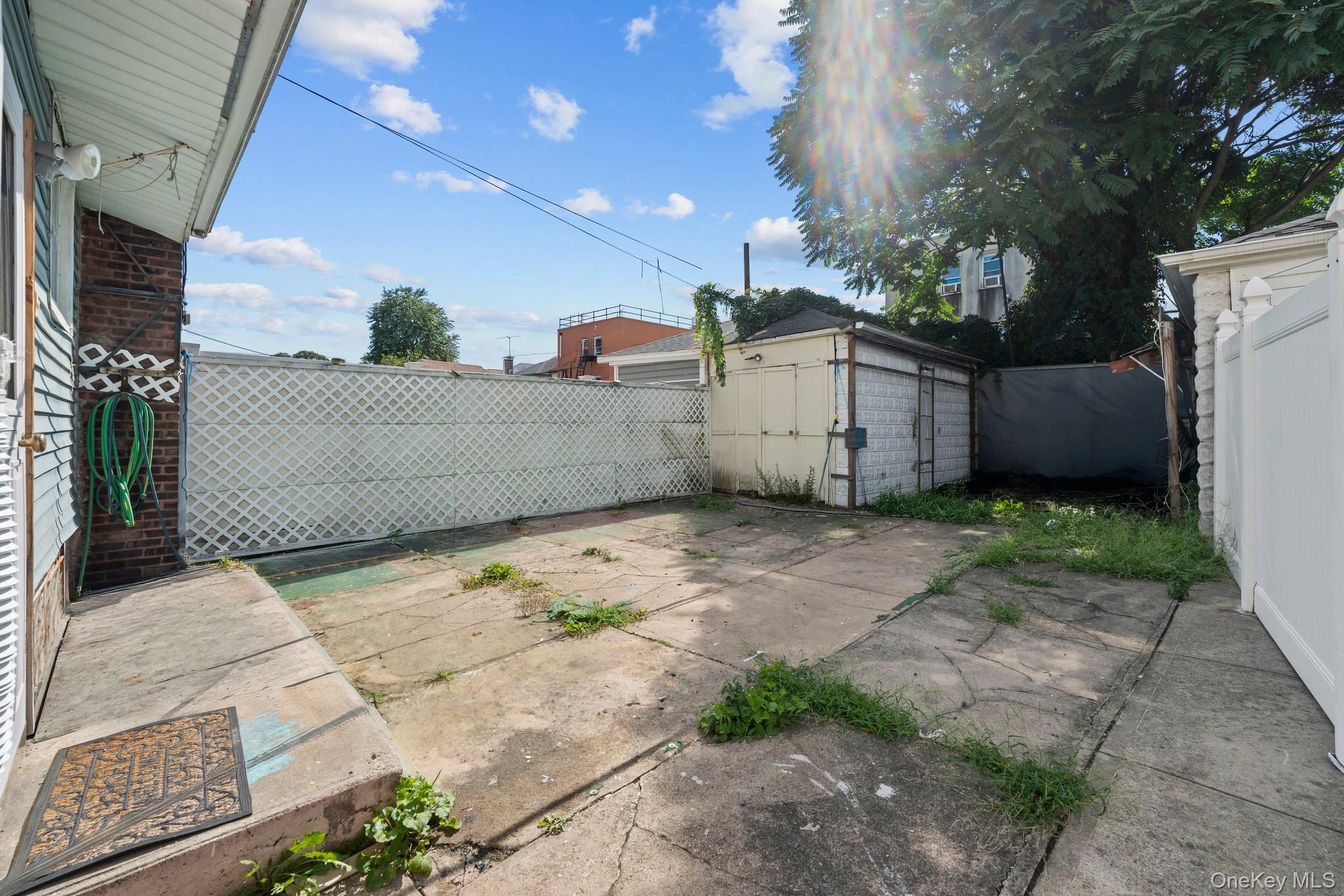 1356 Albany Avenue Property Photo 11