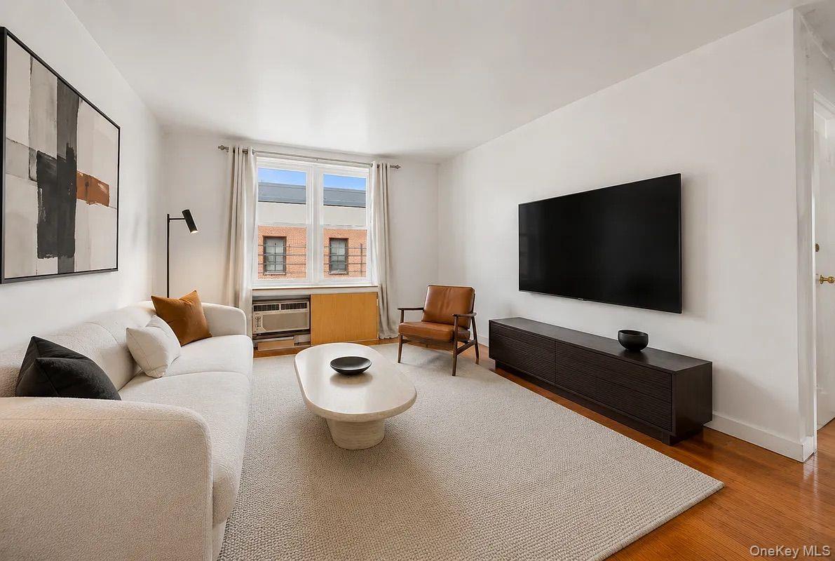 50-22 40th Street 6h Property Photo 3