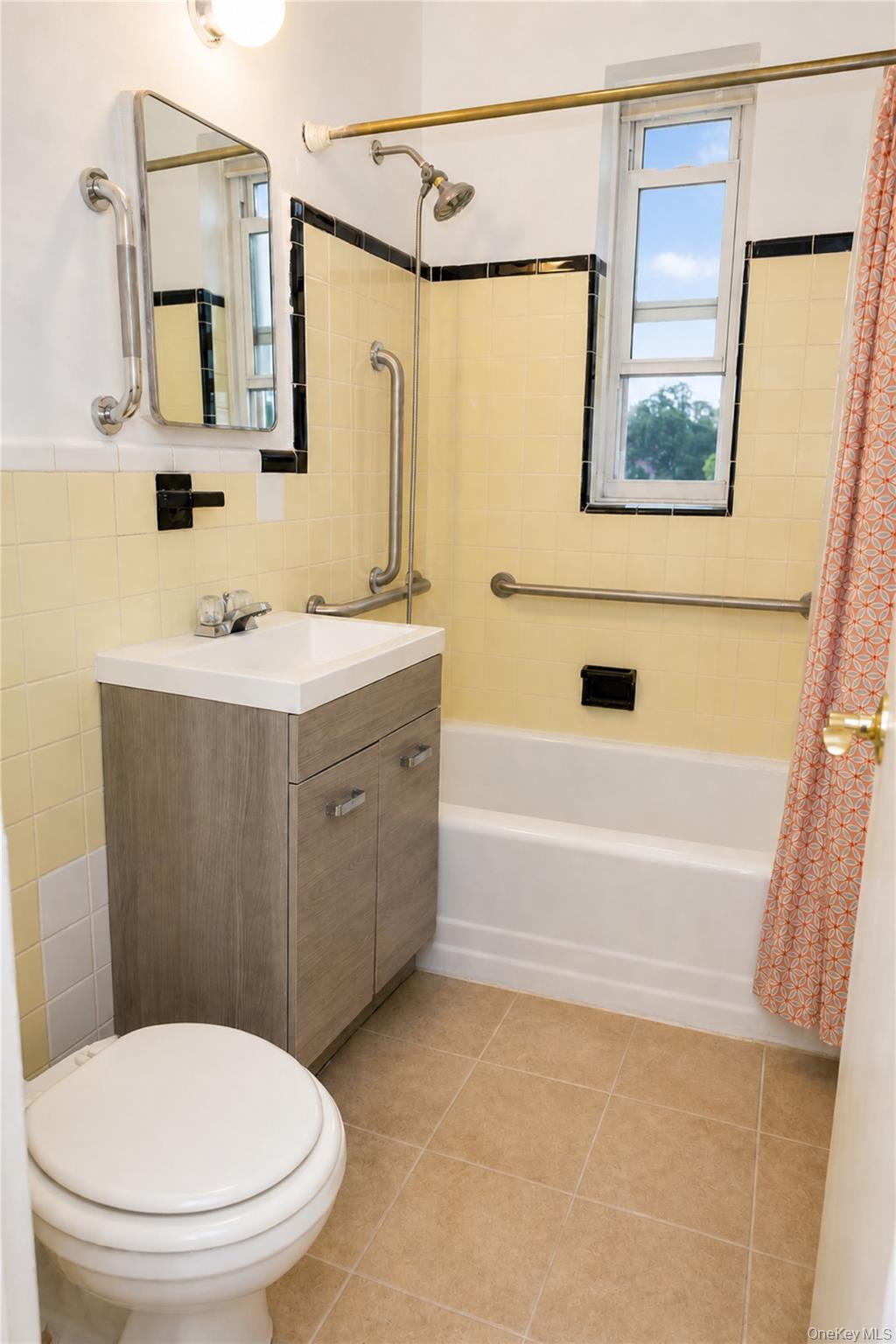 4240 Bowne Street 4d Property Photo 12