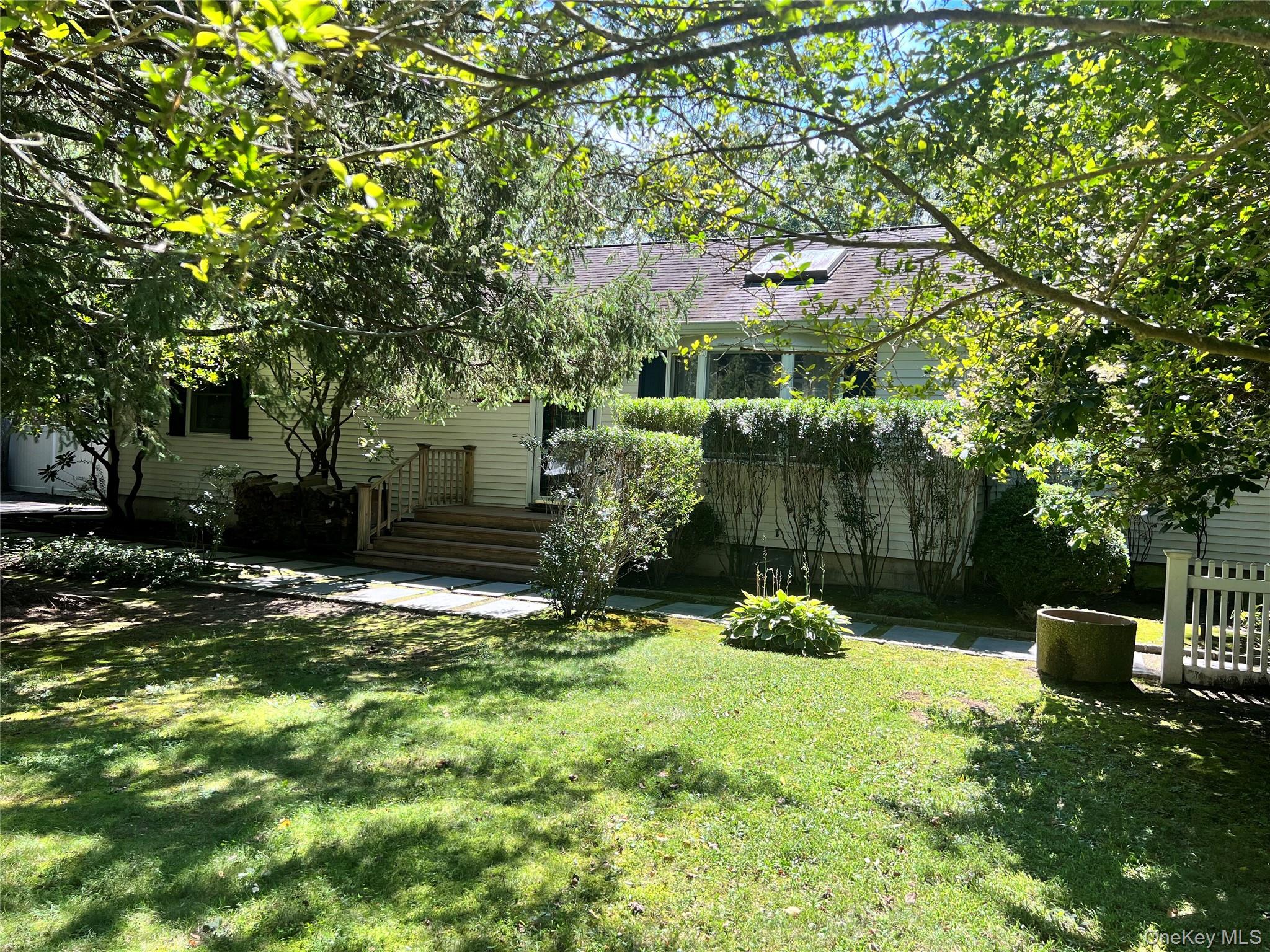 1029 Wading River Manor Road Property Photo 1