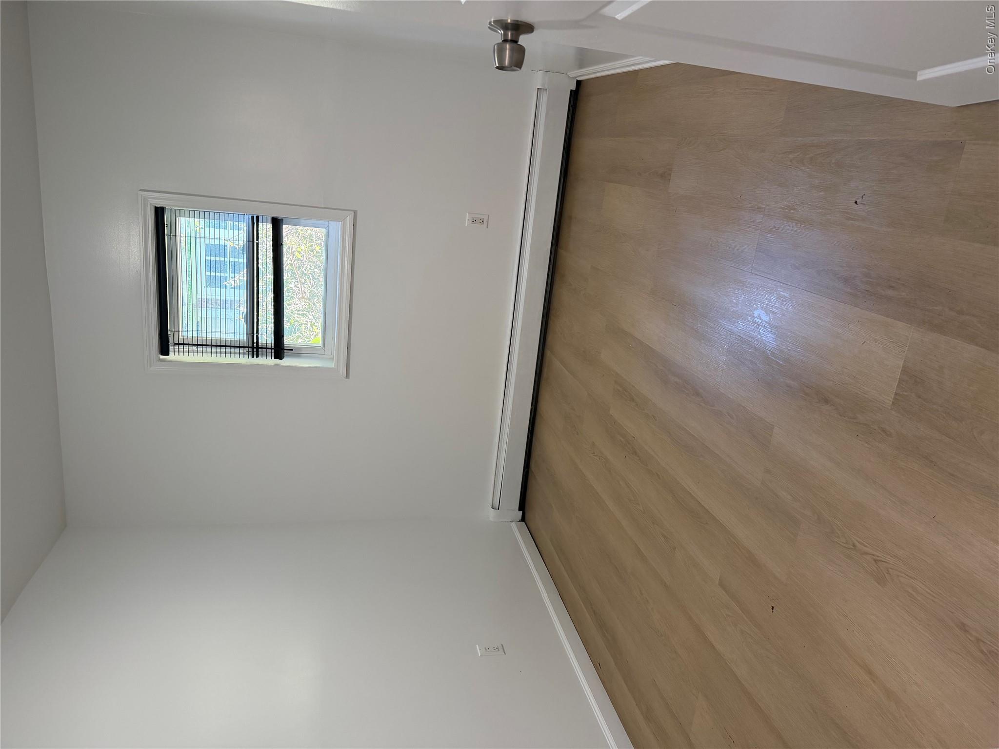 2067 Van Hoesen Avenue 1 Fl Property Photo 1
