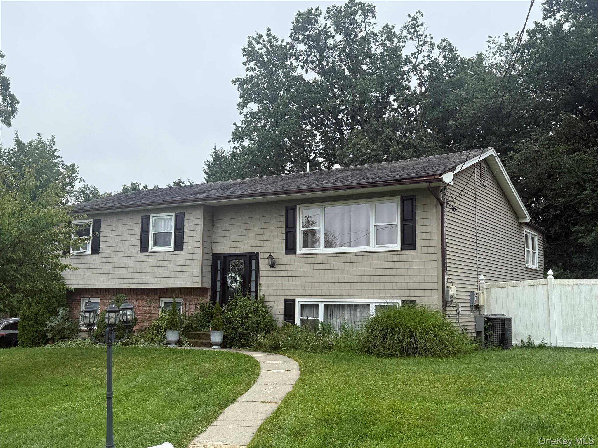 136 Orchid Drive Property Photo 1