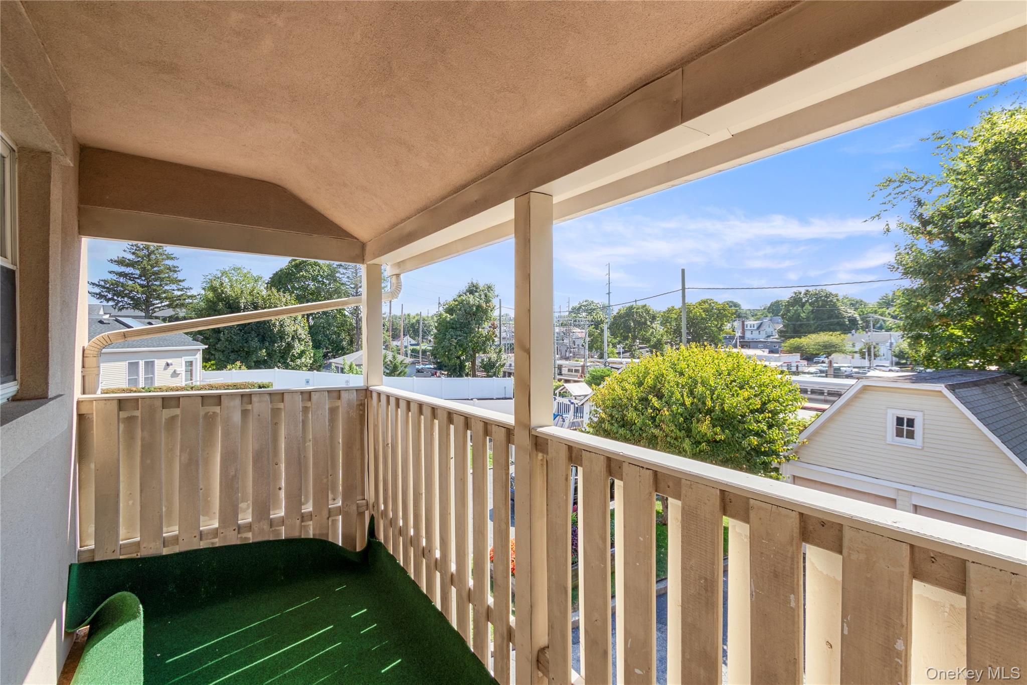 26 S Bayles Avenue 2n Property Photo 9