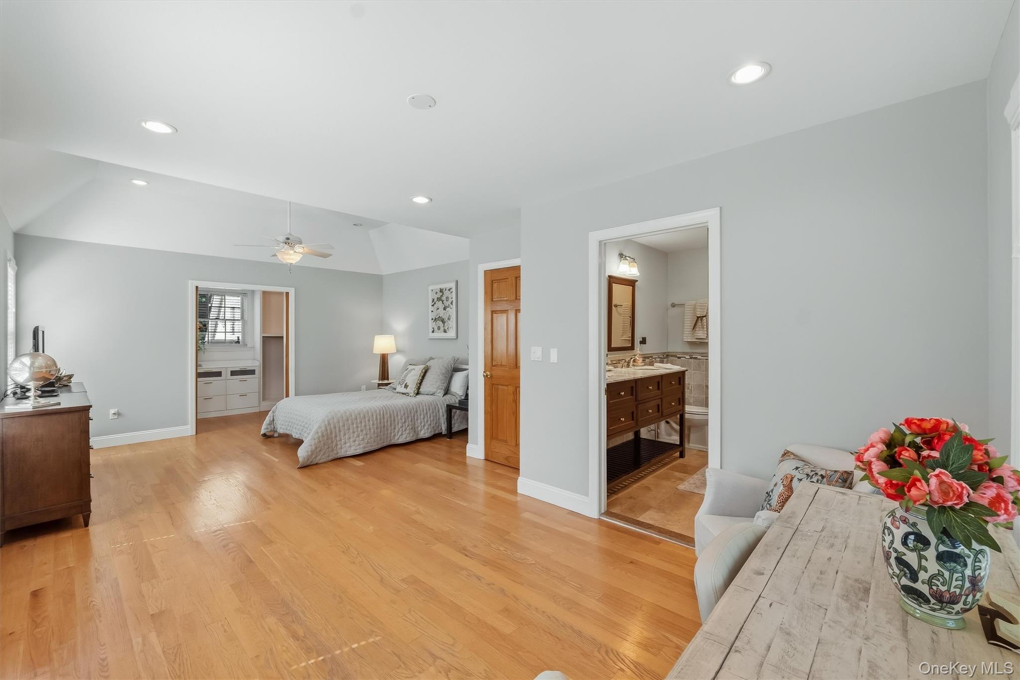 87 Bolton Avenue Property Photo 22