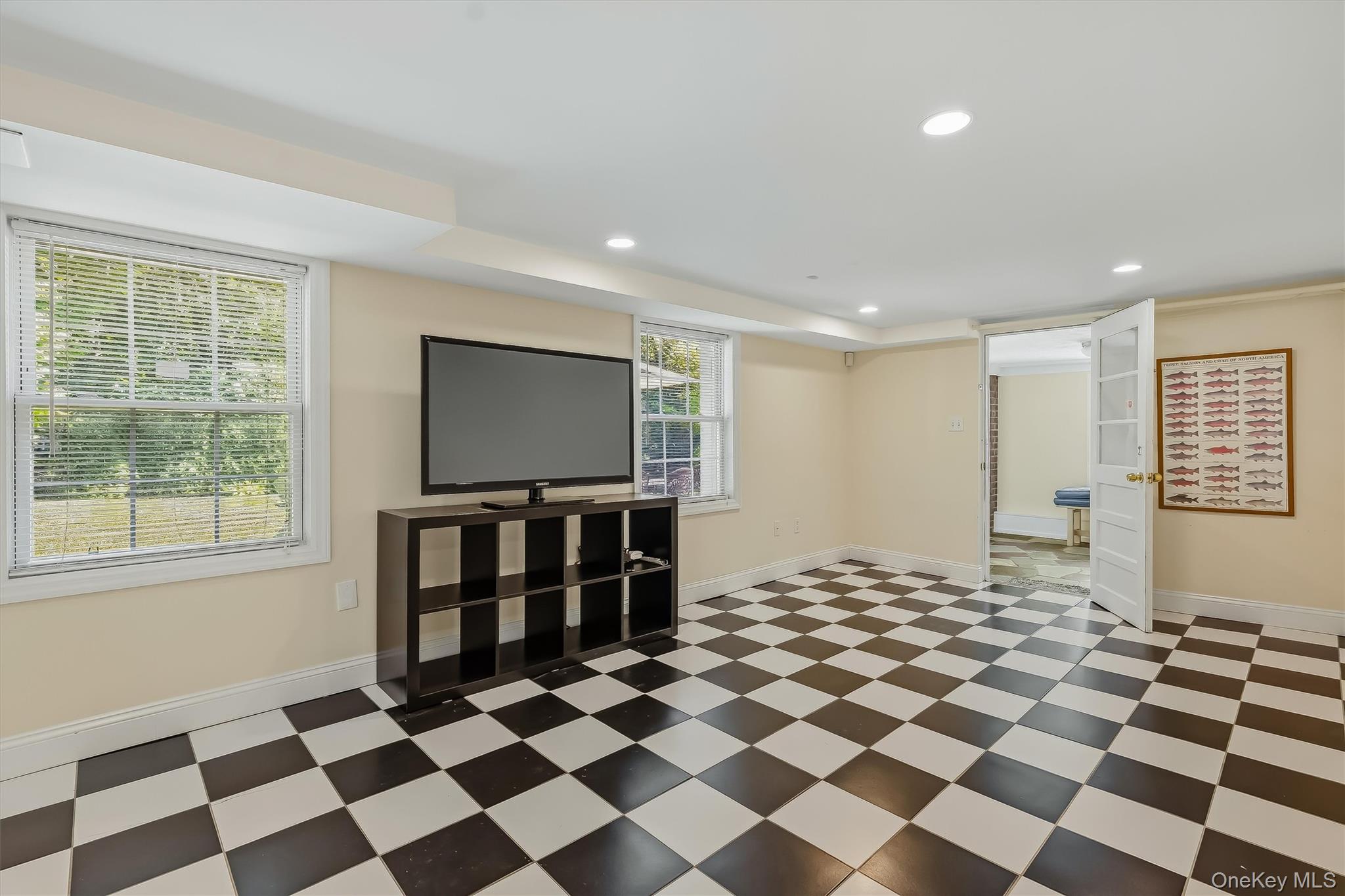 87 Bolton Avenue Property Photo 34