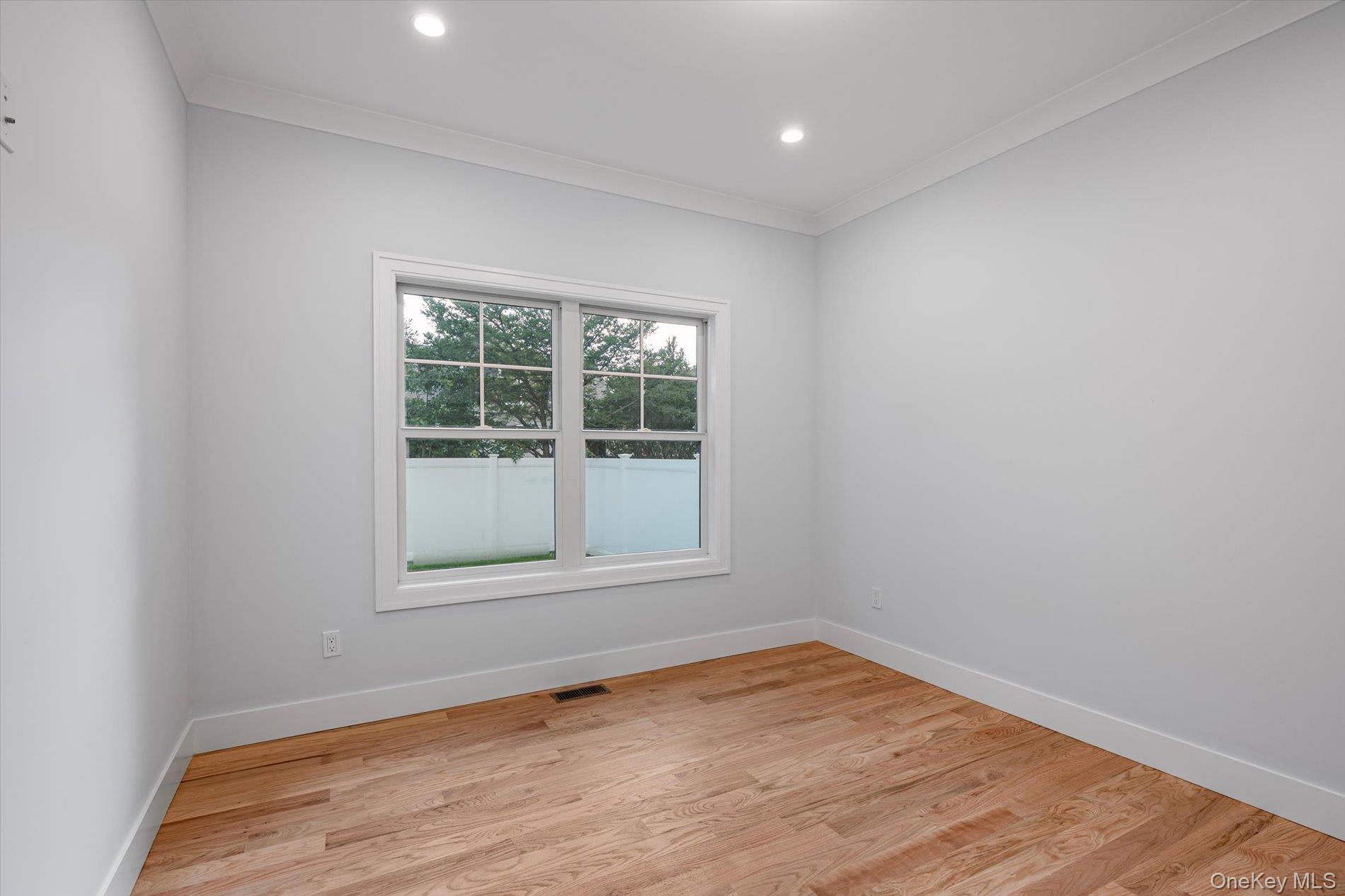 115 Jackson Avenue Property Photo 14