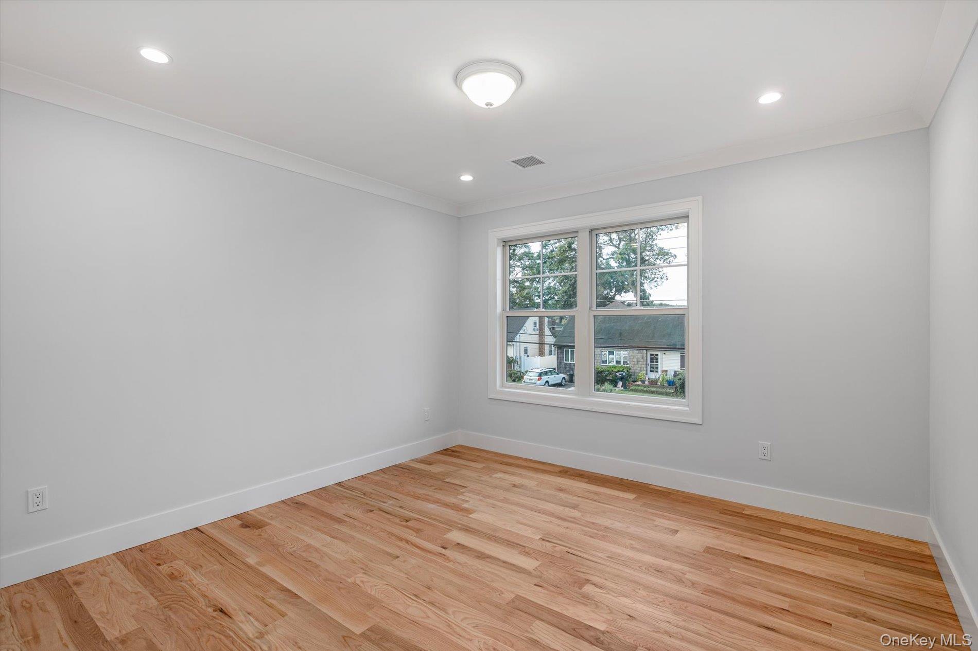 115 Jackson Avenue Property Photo 17