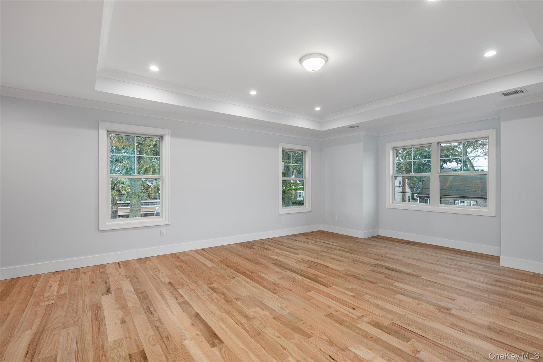 115 Jackson Avenue Property Photo 18