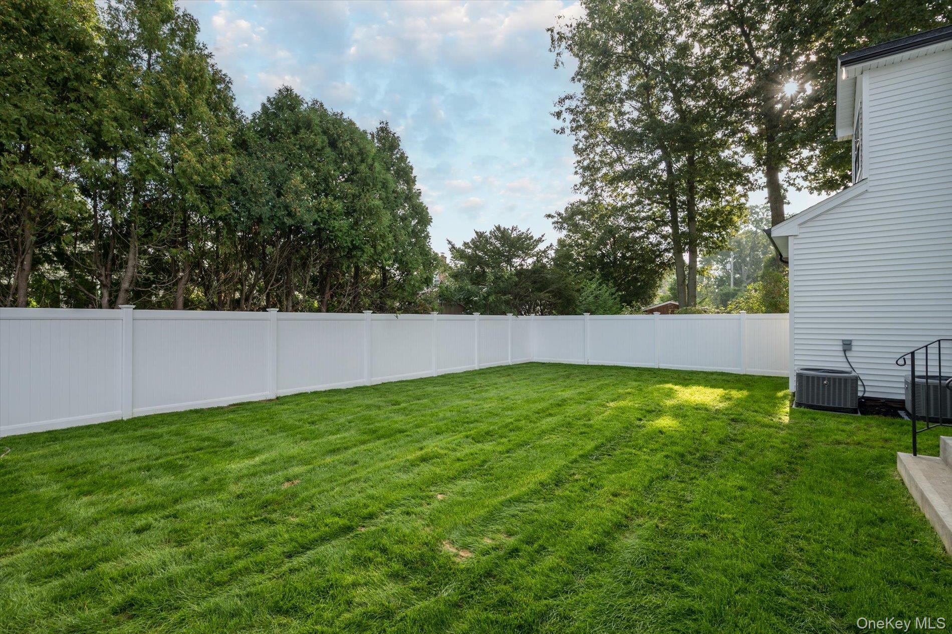 115 Jackson Avenue Property Photo 26