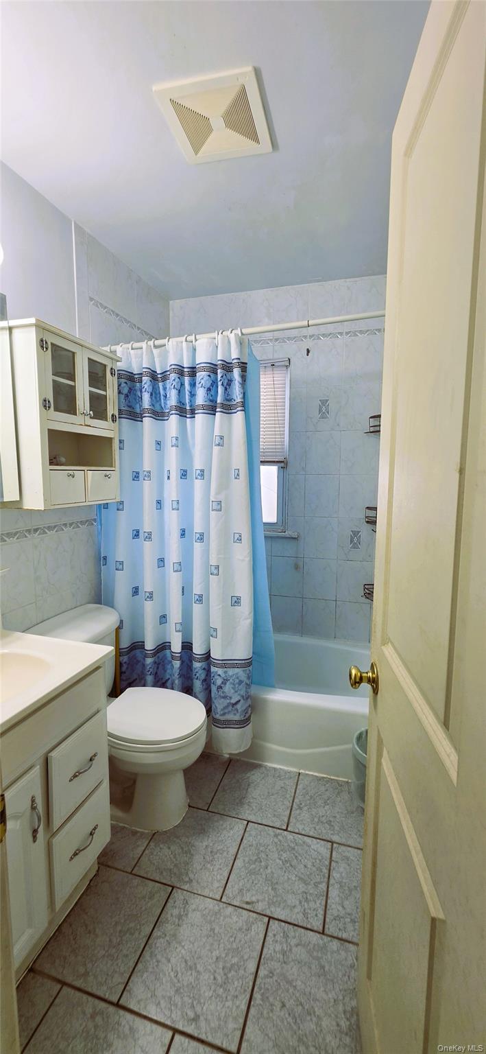 12 Robert Street Property Photo 10