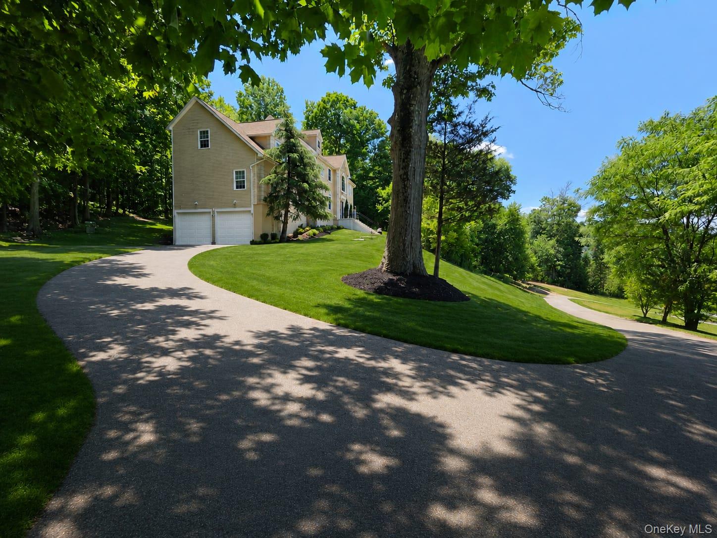 8 Brian Court Property Photo 3