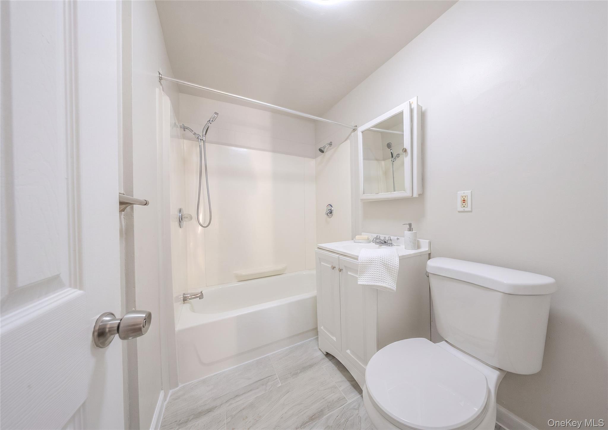324 Underhill Avenue Property Photo 14