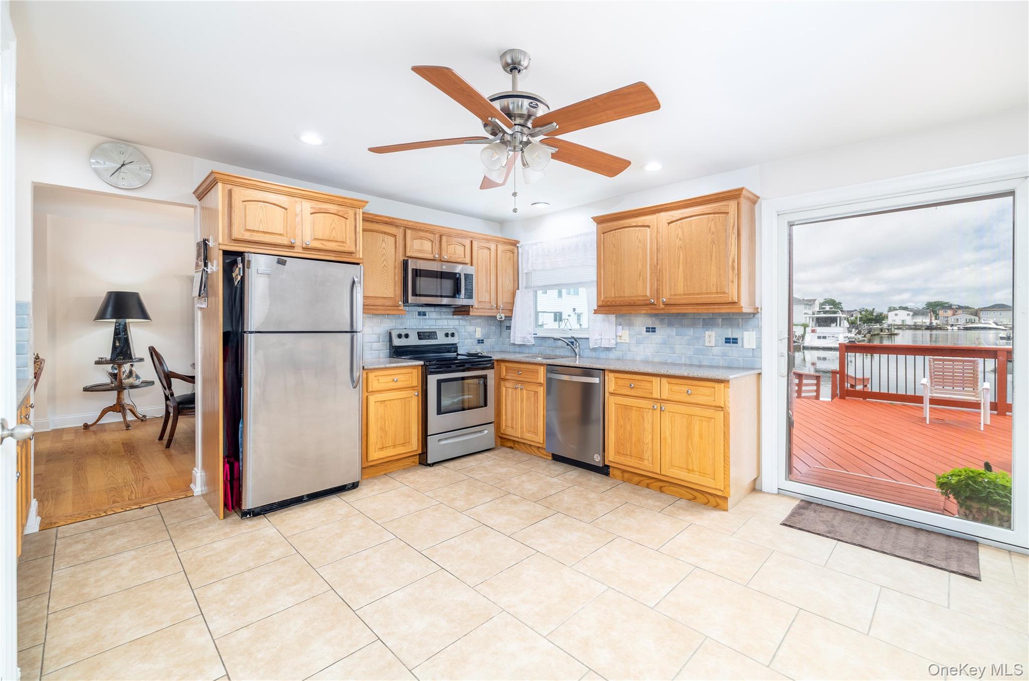 163 Mott Street Property Photo 12