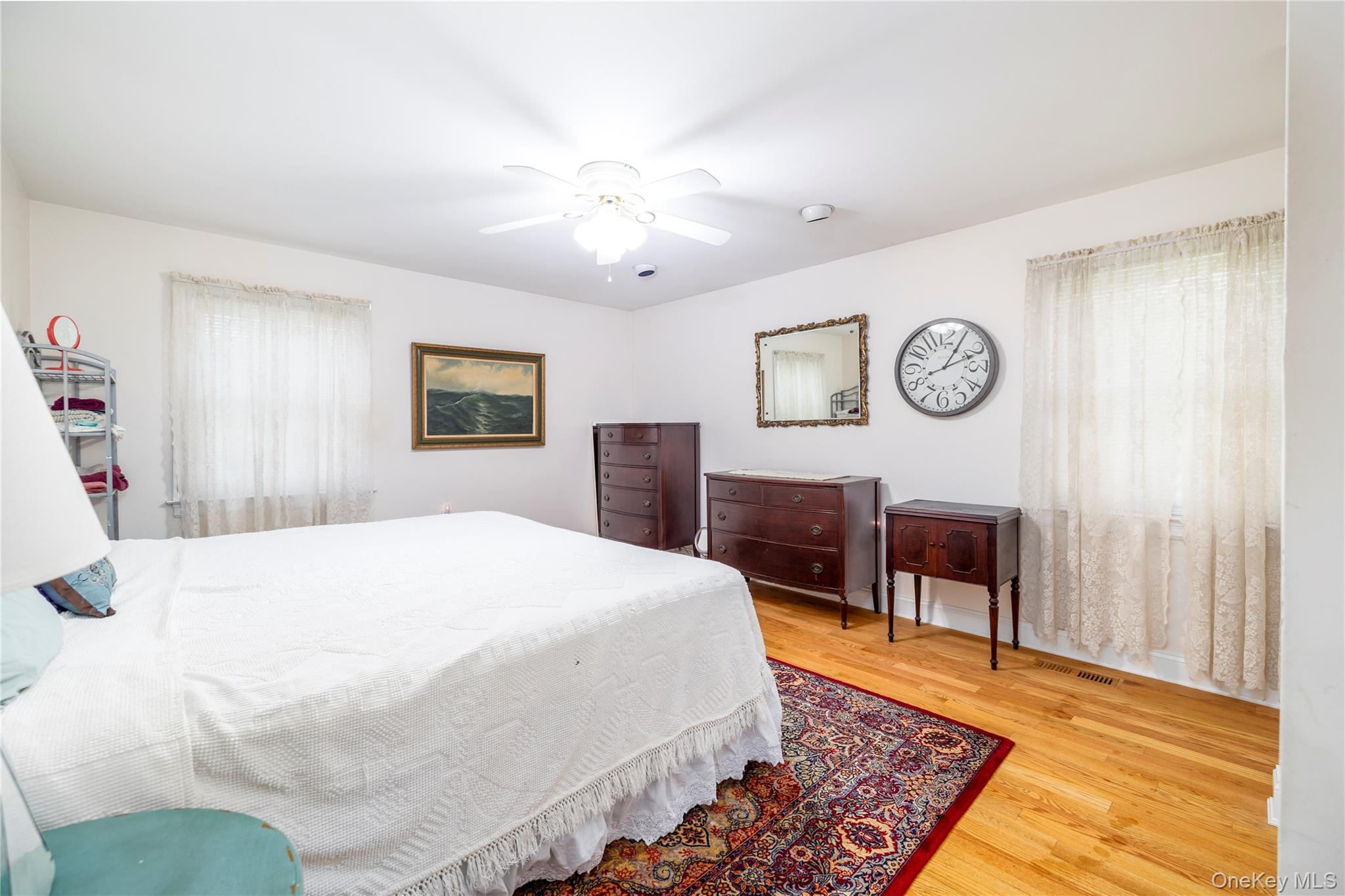 163 Mott Street Property Photo 17