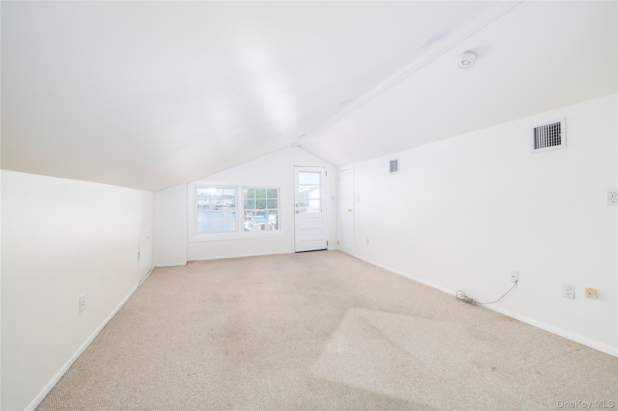 163 Mott Street Property Photo 24