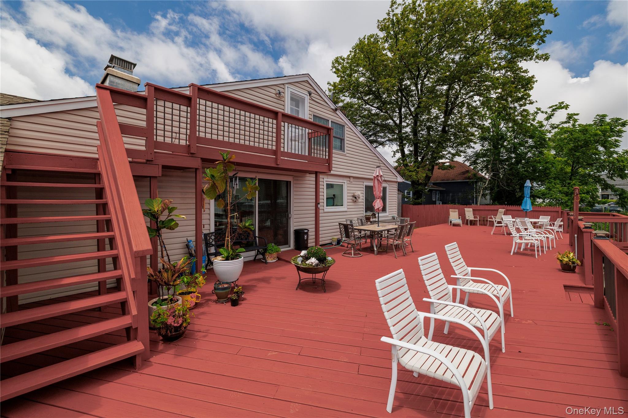 163 Mott Street Property Photo 31