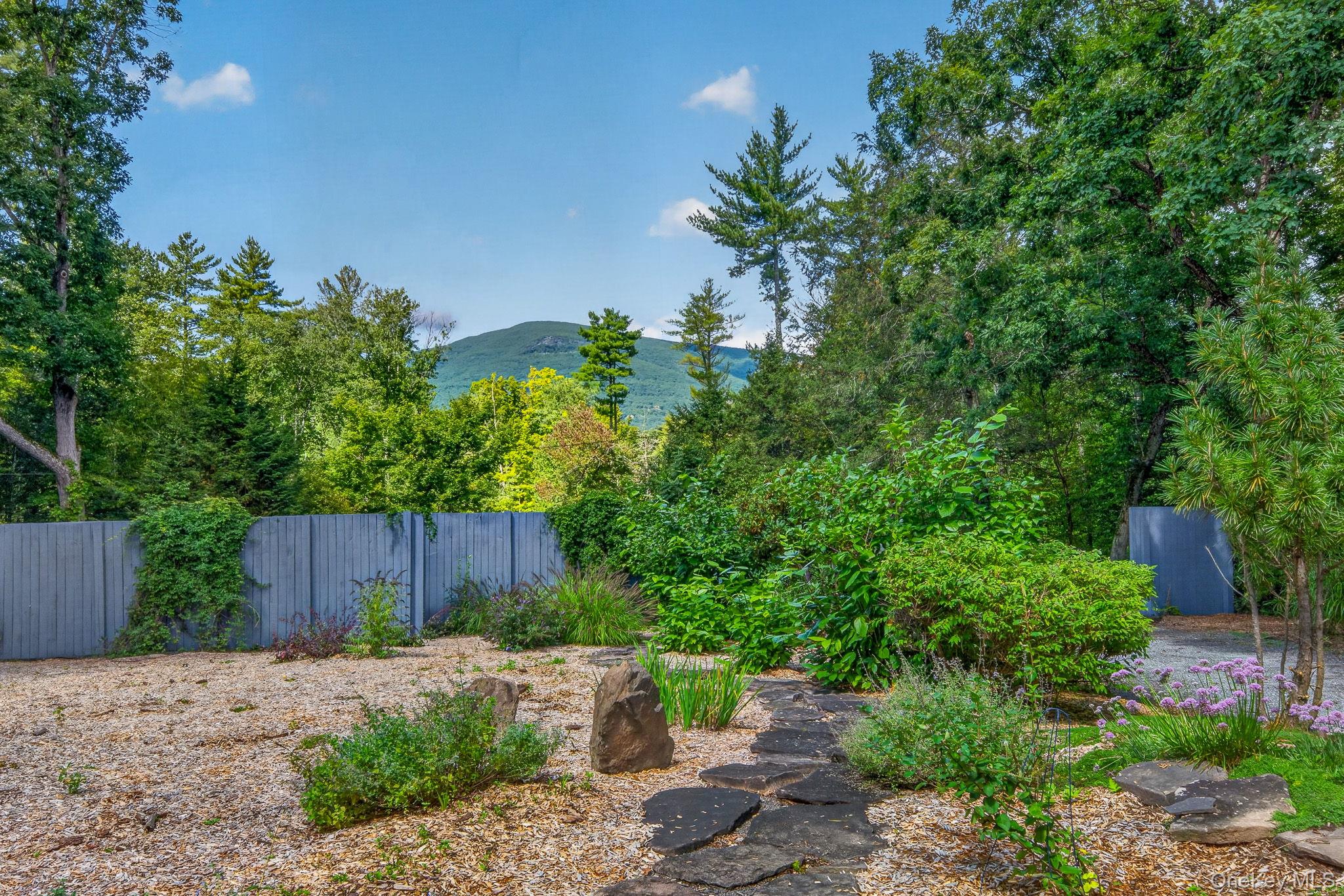 25 Terra Road Property Photo 3