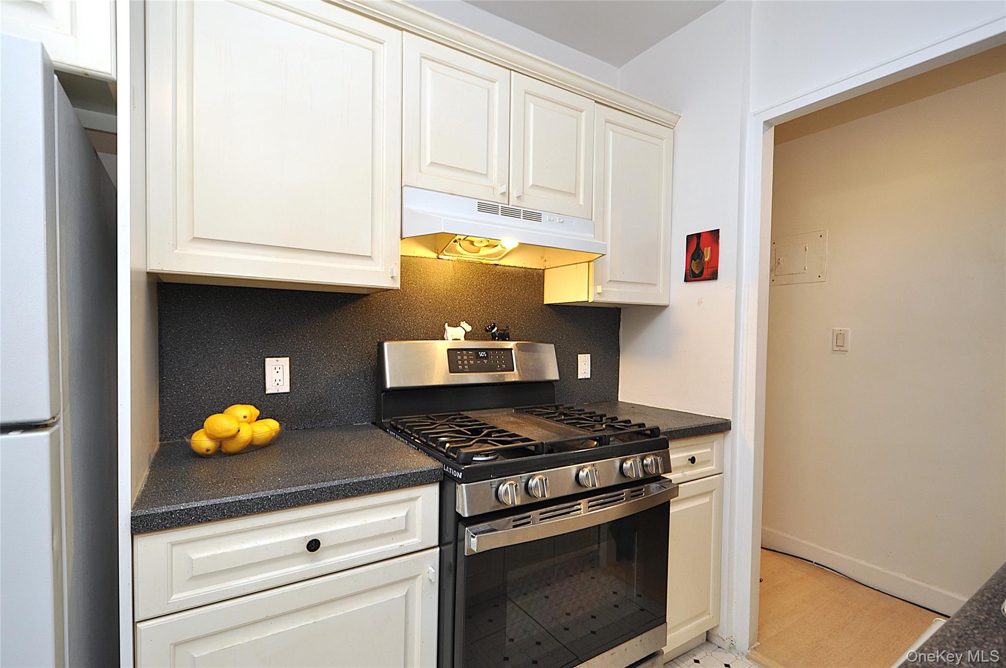 230 Garth Road 3b1 Property Photo 15