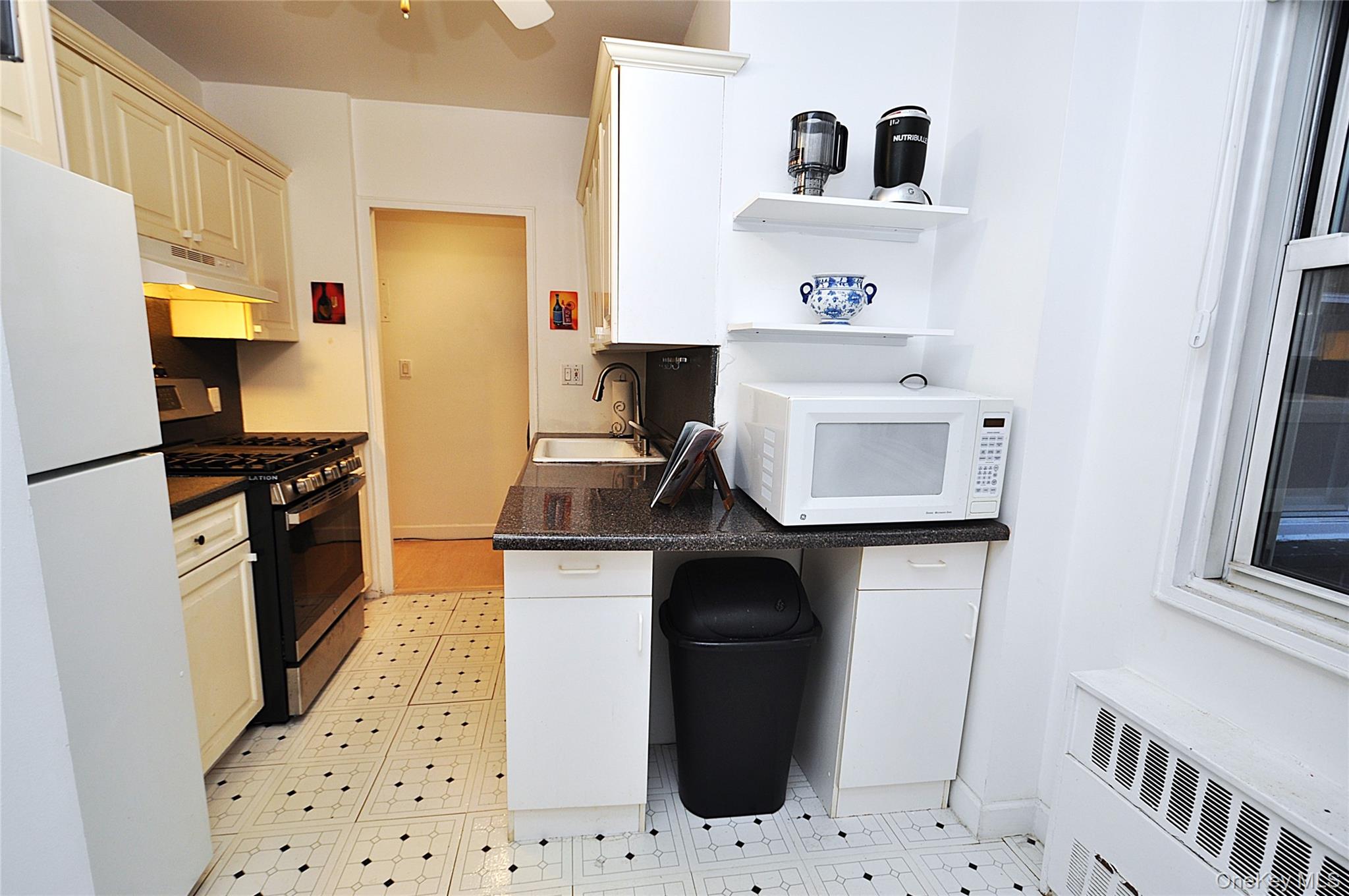 230 Garth Road 3b1 Property Photo 18