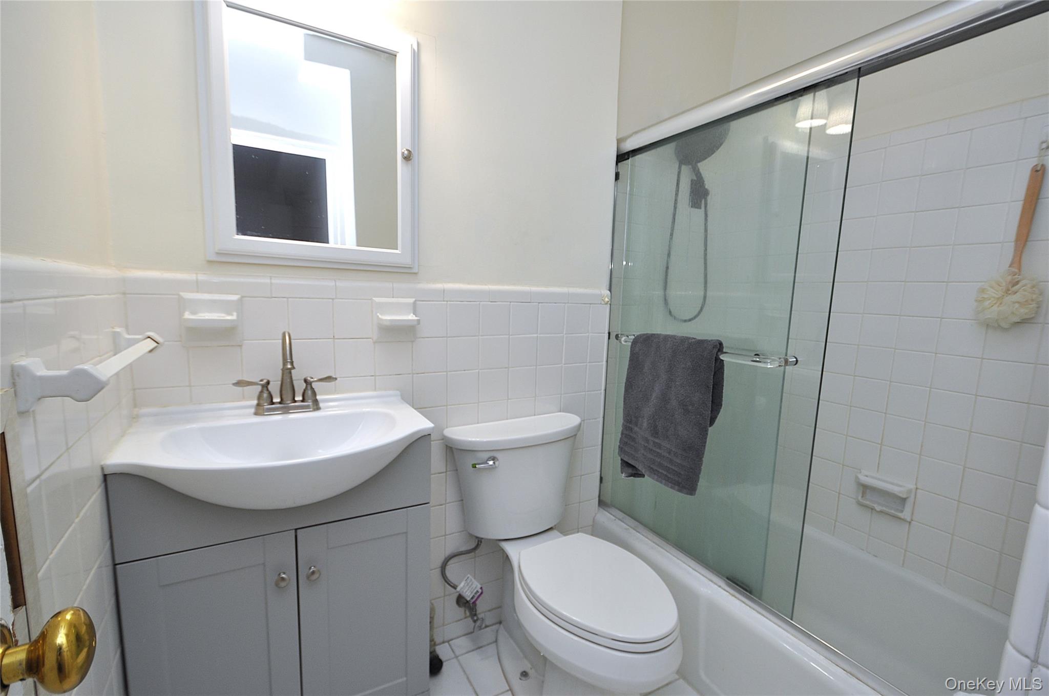230 Garth Road 3b1 Property Photo 25