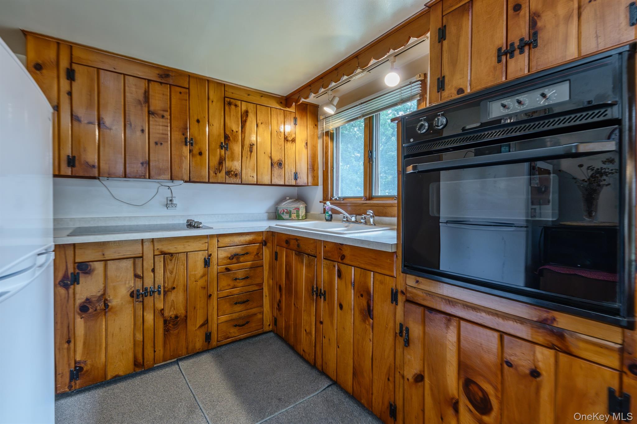 207 Horton Lane Property Photo 9