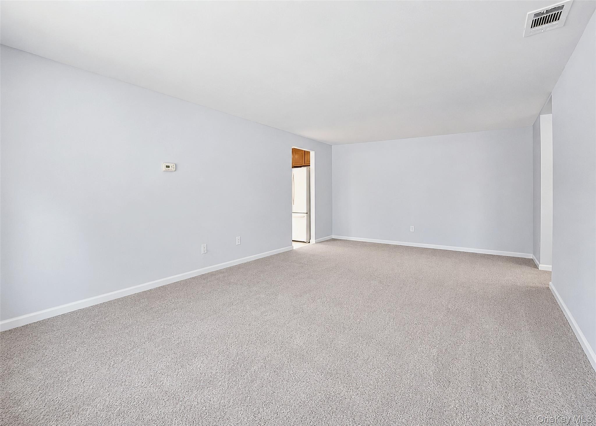 145 Cambridge Drive Property Photo 3
