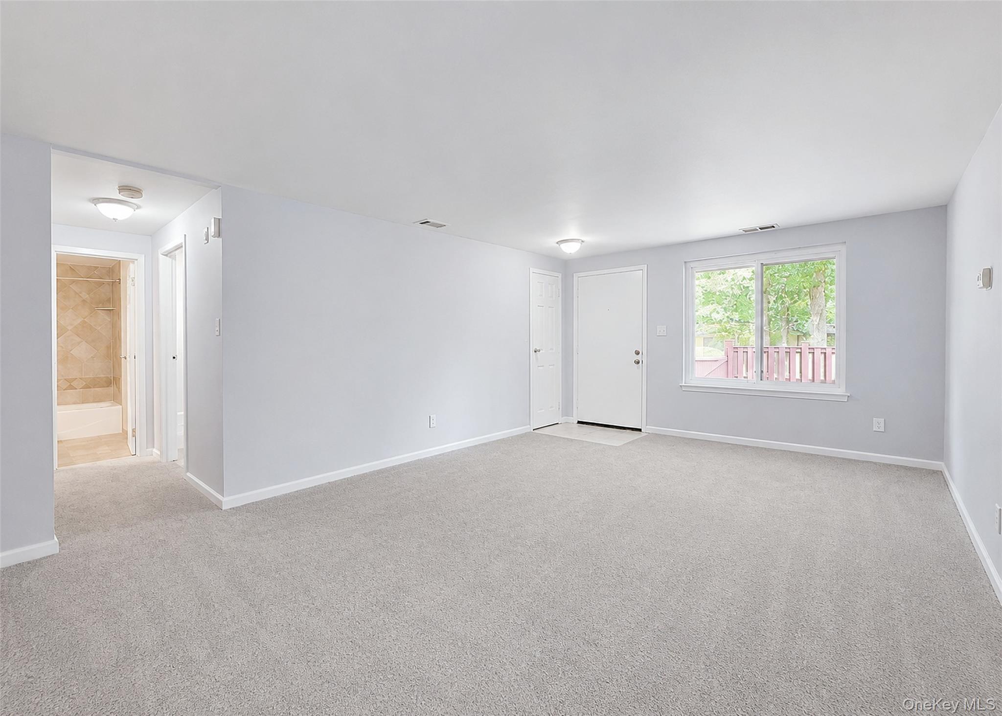 145 Cambridge Drive Property Photo 4