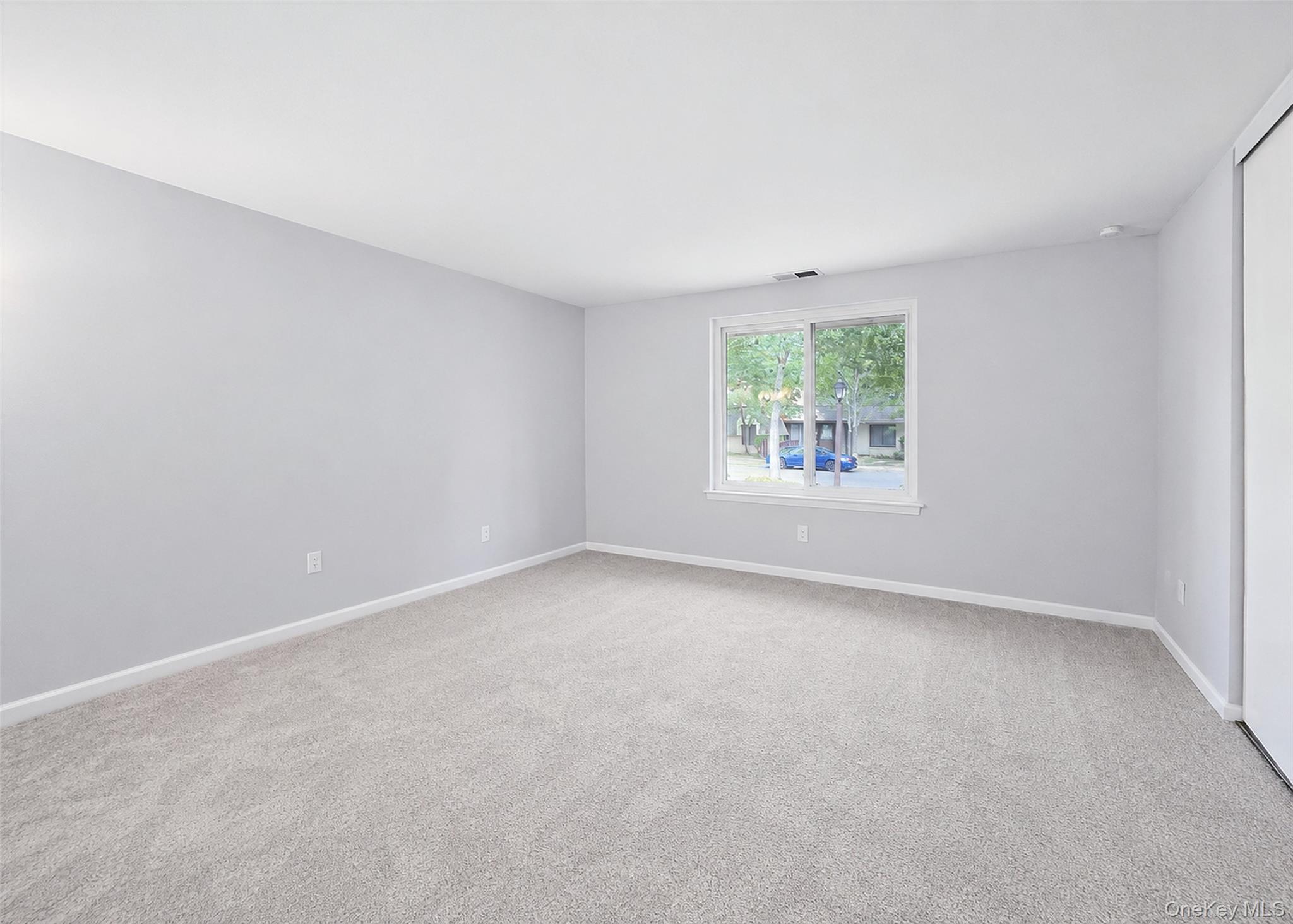 145 Cambridge Drive Property Photo 10