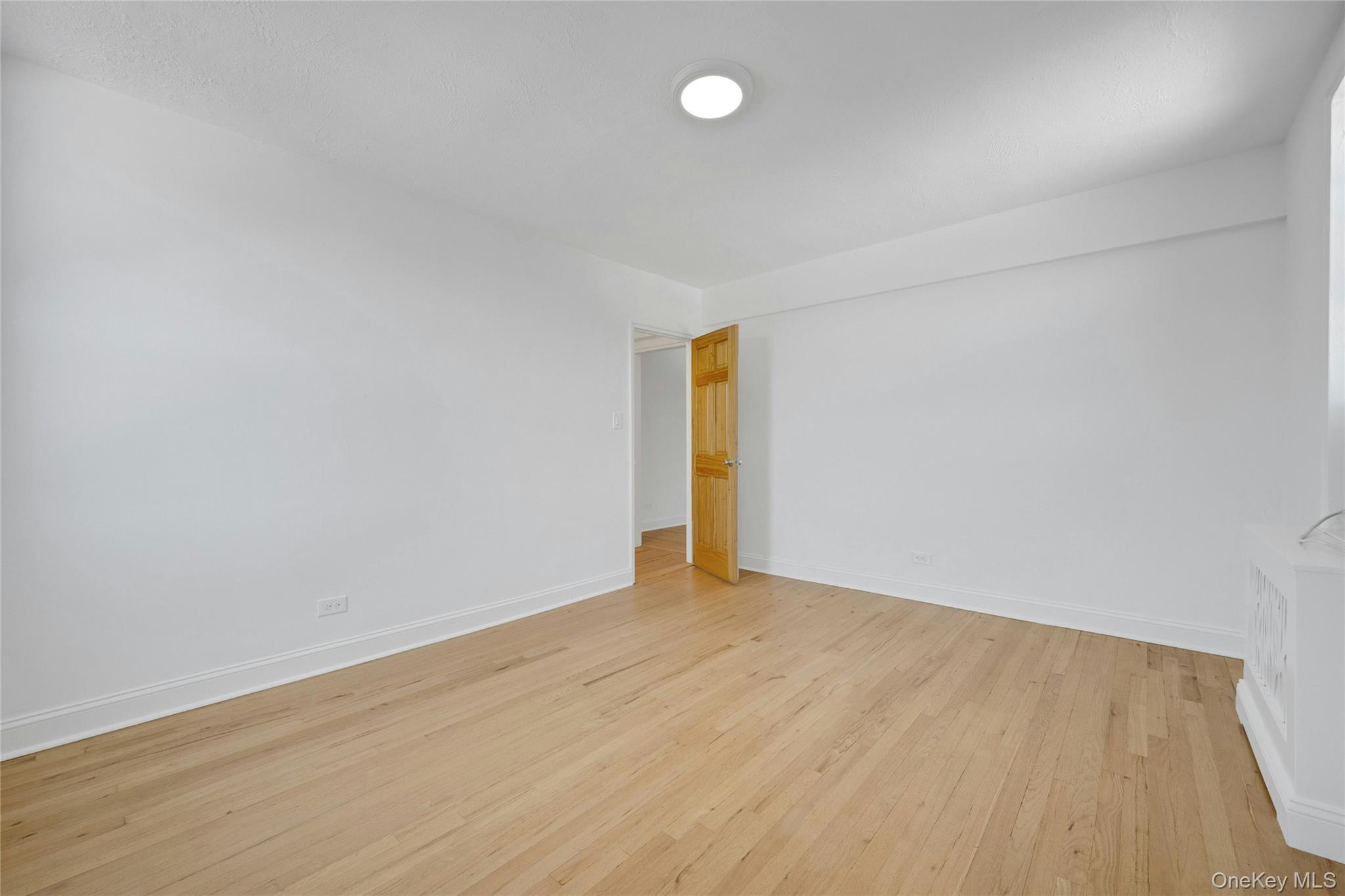5650 Netherland Avenue 3c Property Photo 13